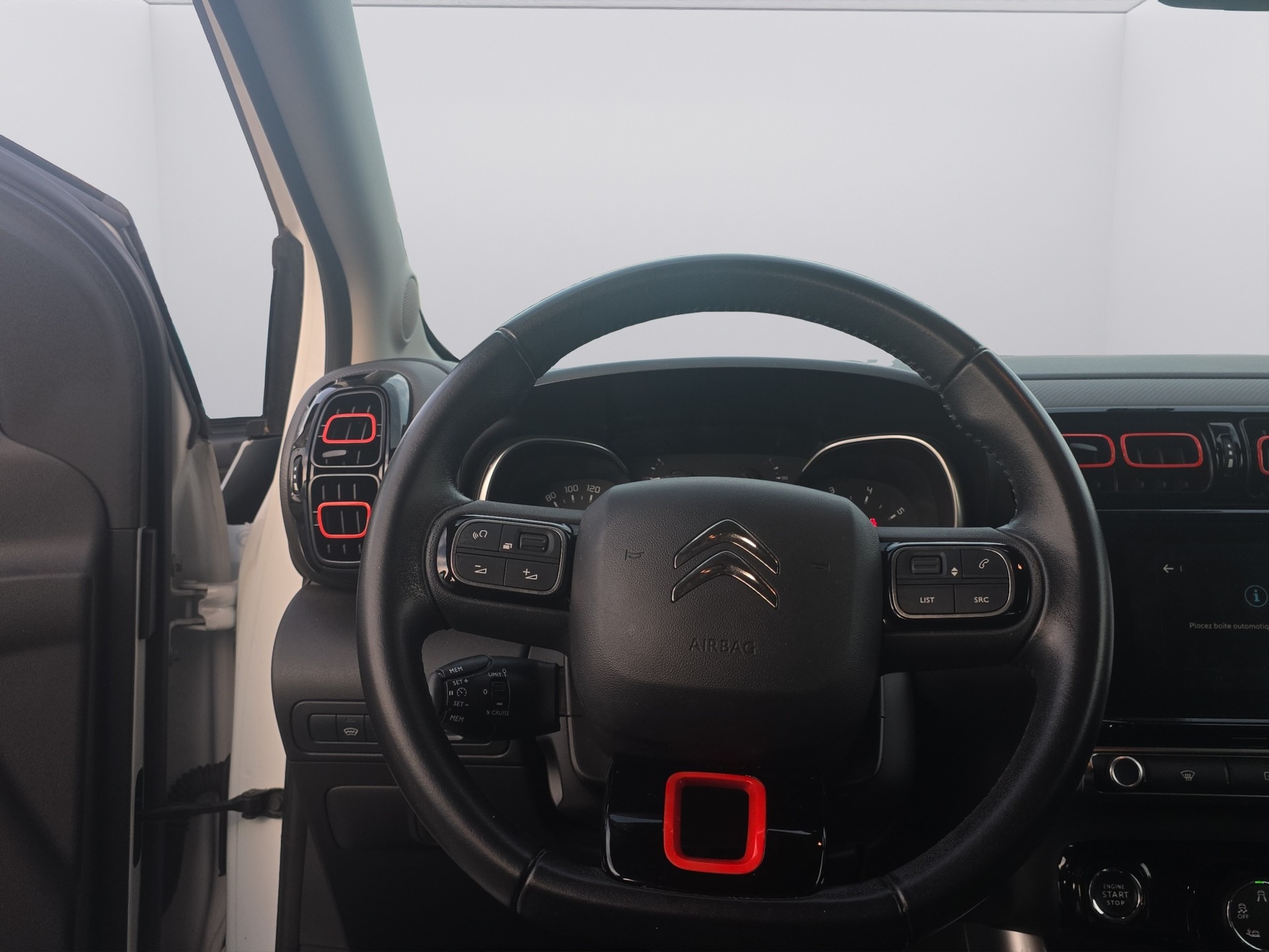 CITROEN C3 Aircross 1.5 BlueHD Feel EAT6-image-9