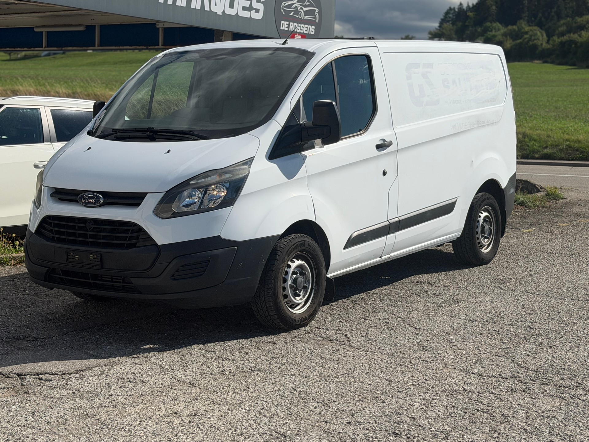 FORD Transit Custom Van 250 L1H1 Startup-image-2