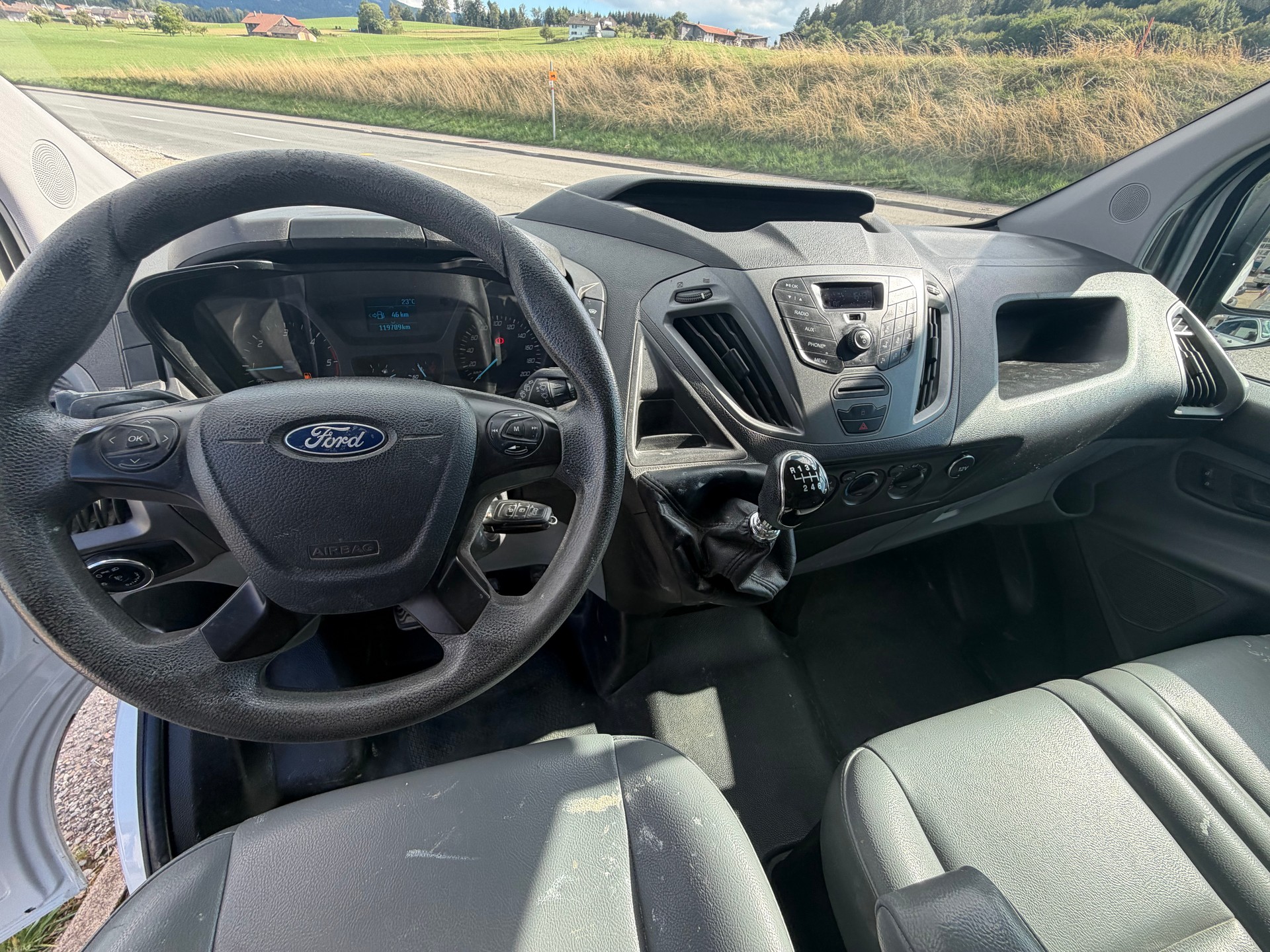 FORD Transit Custom Van 250 L1H1 Startup-image-5