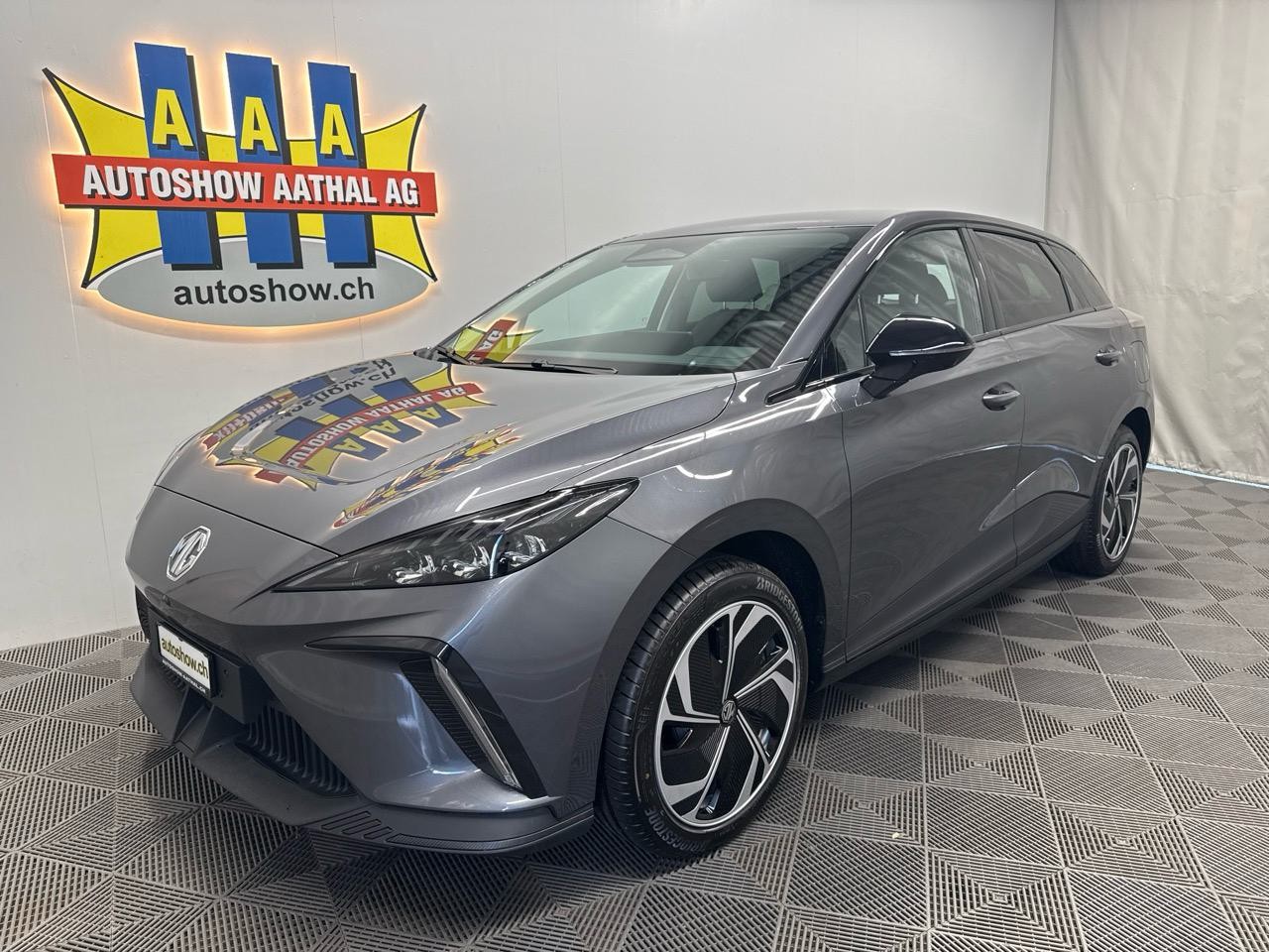 MG 4 EV 64kWh Premium FaceLift-image-0