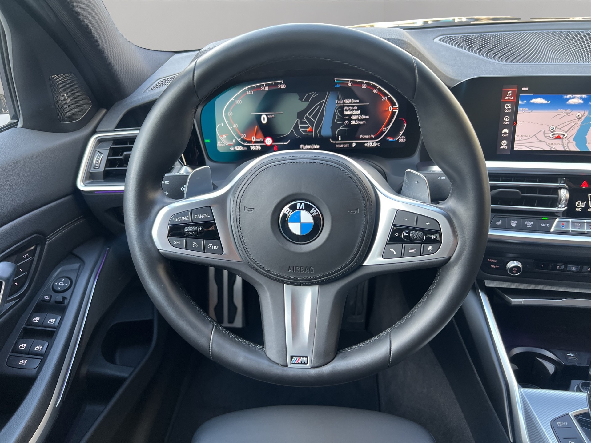 BMW 320d xDrive 48V Pure M Sport Steptronic-image-13