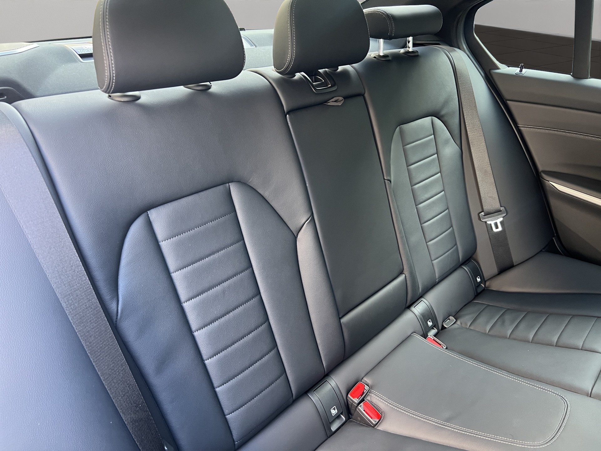BMW 320d xDrive 48V Pure M Sport Steptronic-image-21