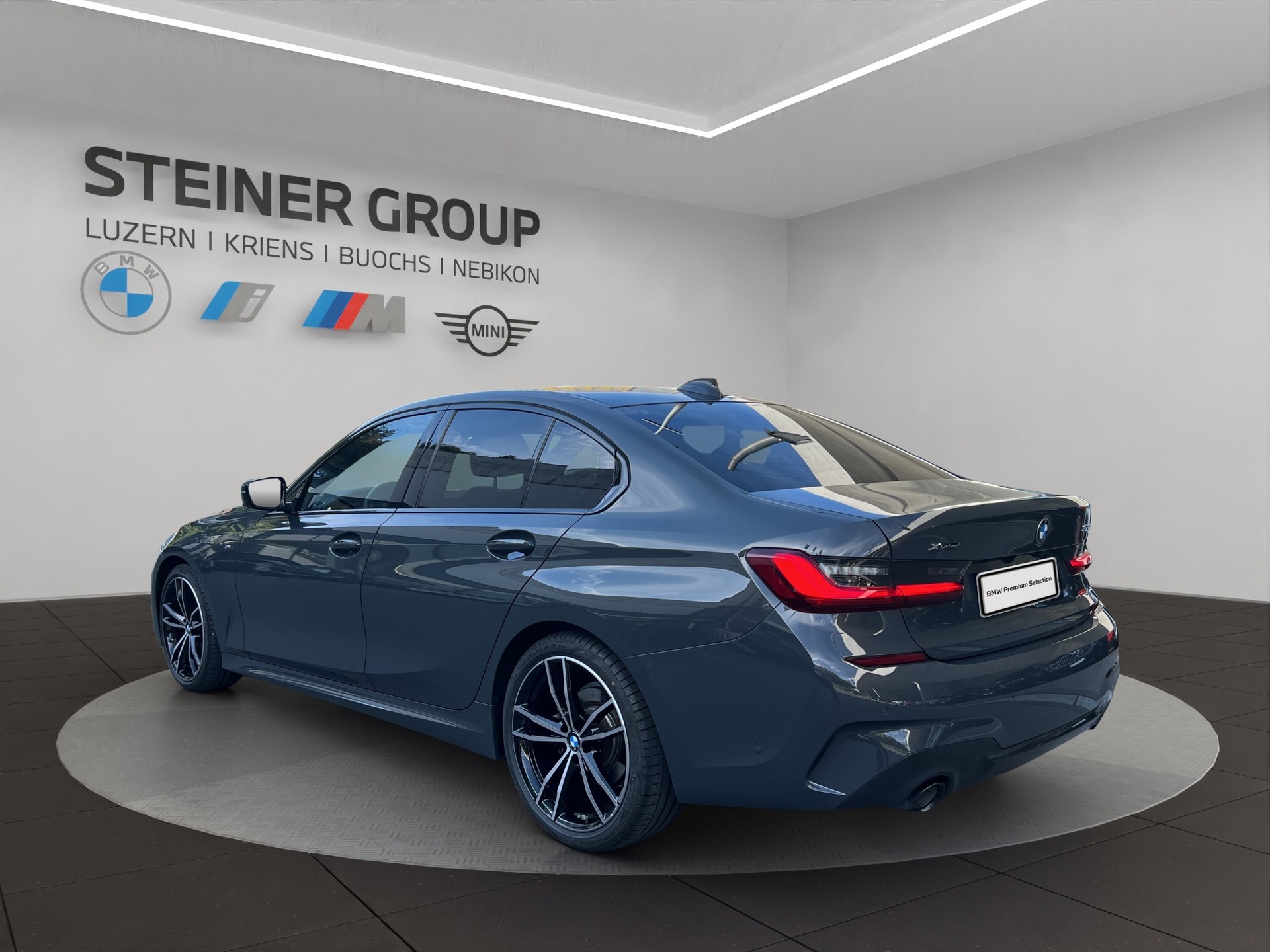 BMW 320d xDrive 48V Pure M Sport Steptronic-image-6