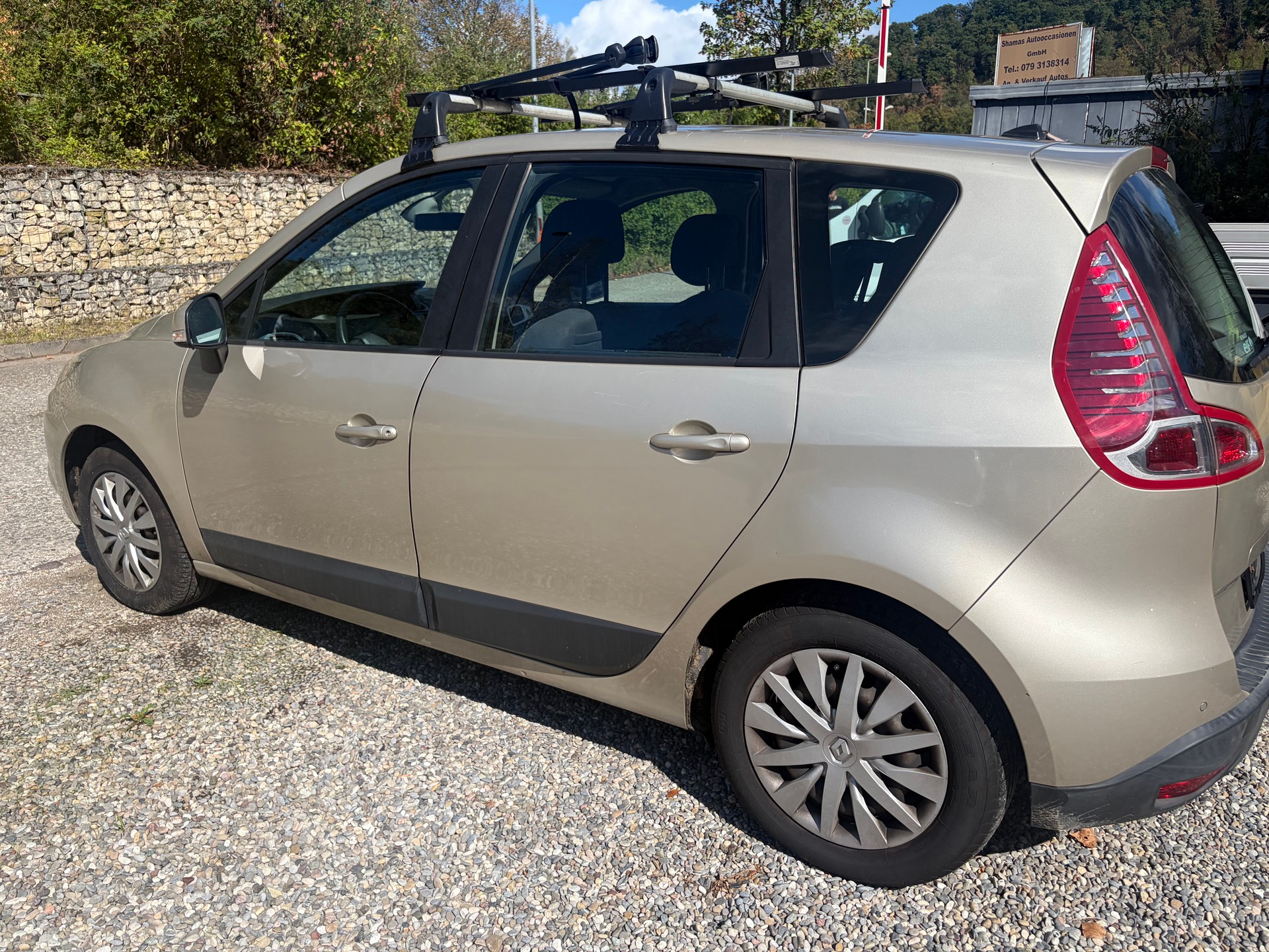 RENAULT Scénic 2.0 16V Privilège X-Tronic CVT-image-8