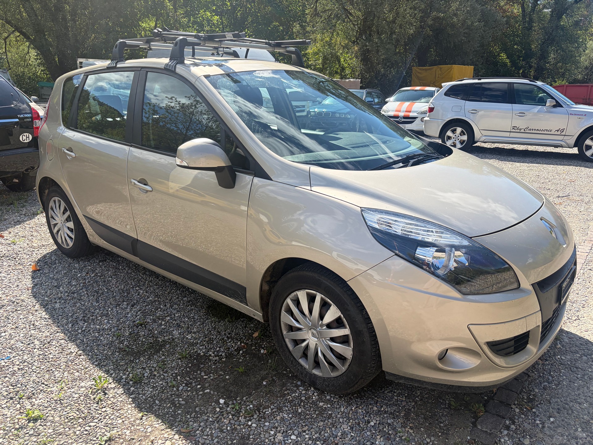 RENAULT Scénic 2.0 16V Privilège X-Tronic CVT-image-6