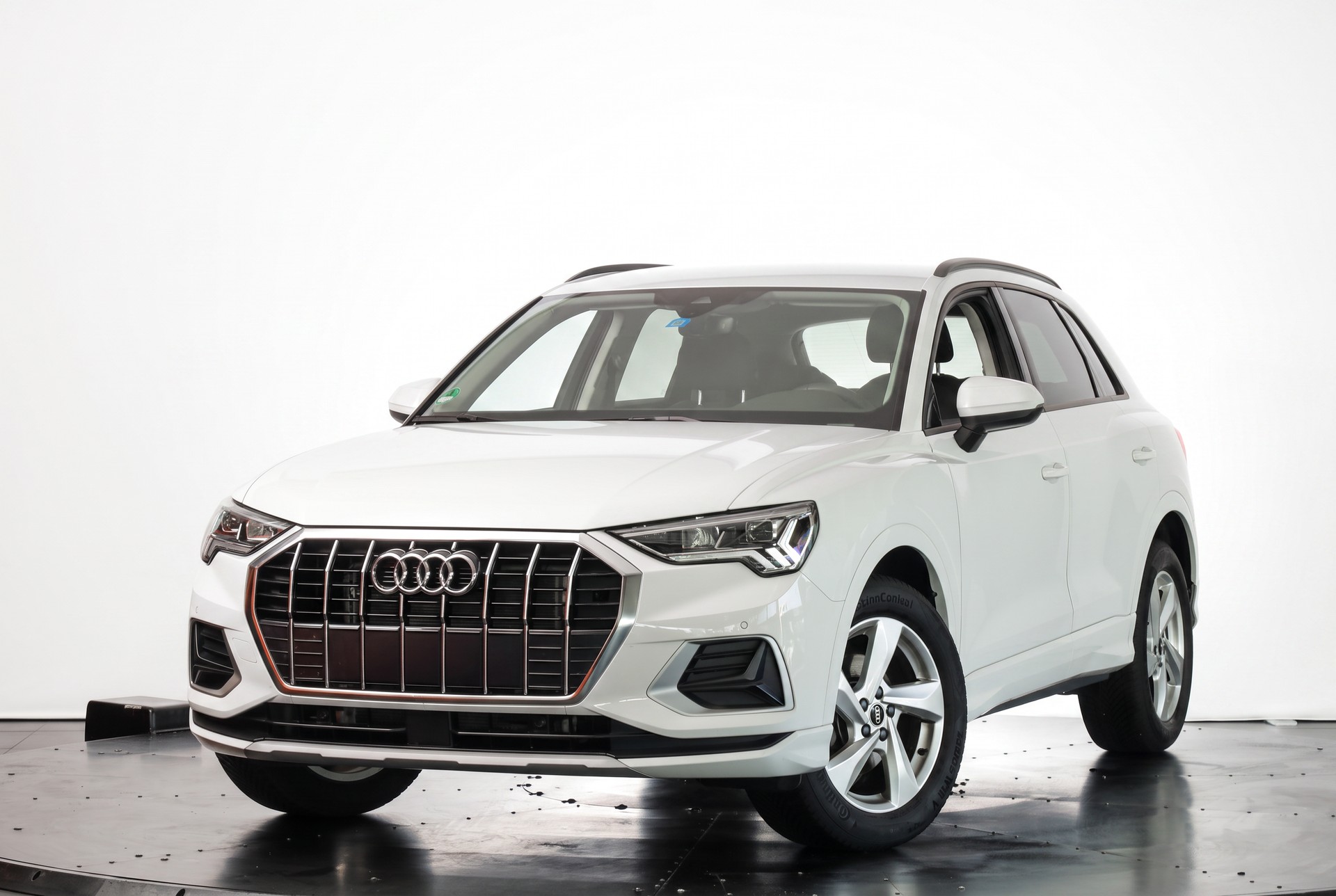 AUDI Q3 35 TDI advanced quattro S-tronic * ACC * MMi+-image-2