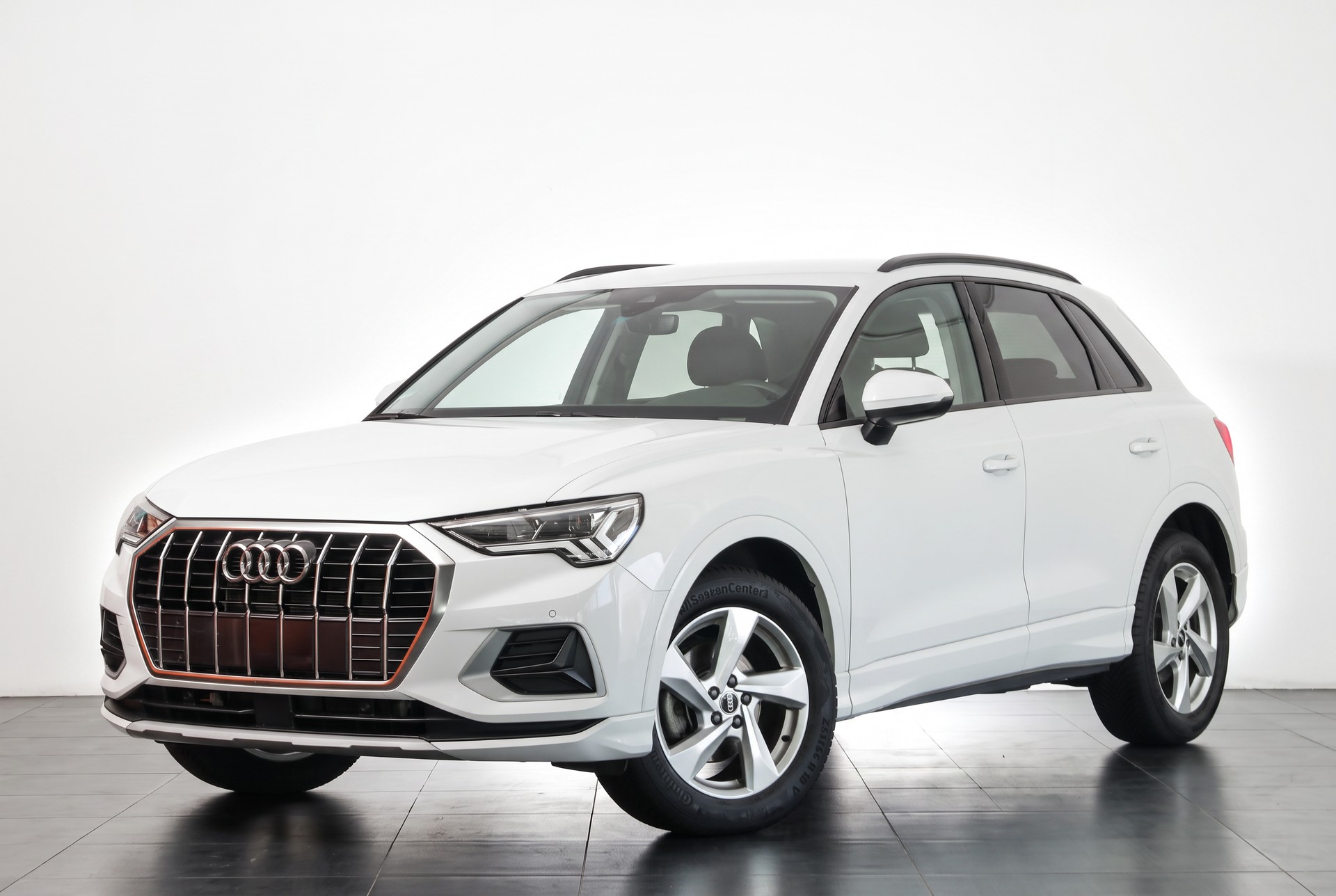 AUDI Q3 35 TDI advanced quattro S-tronic * ACC * MMi+-image-1