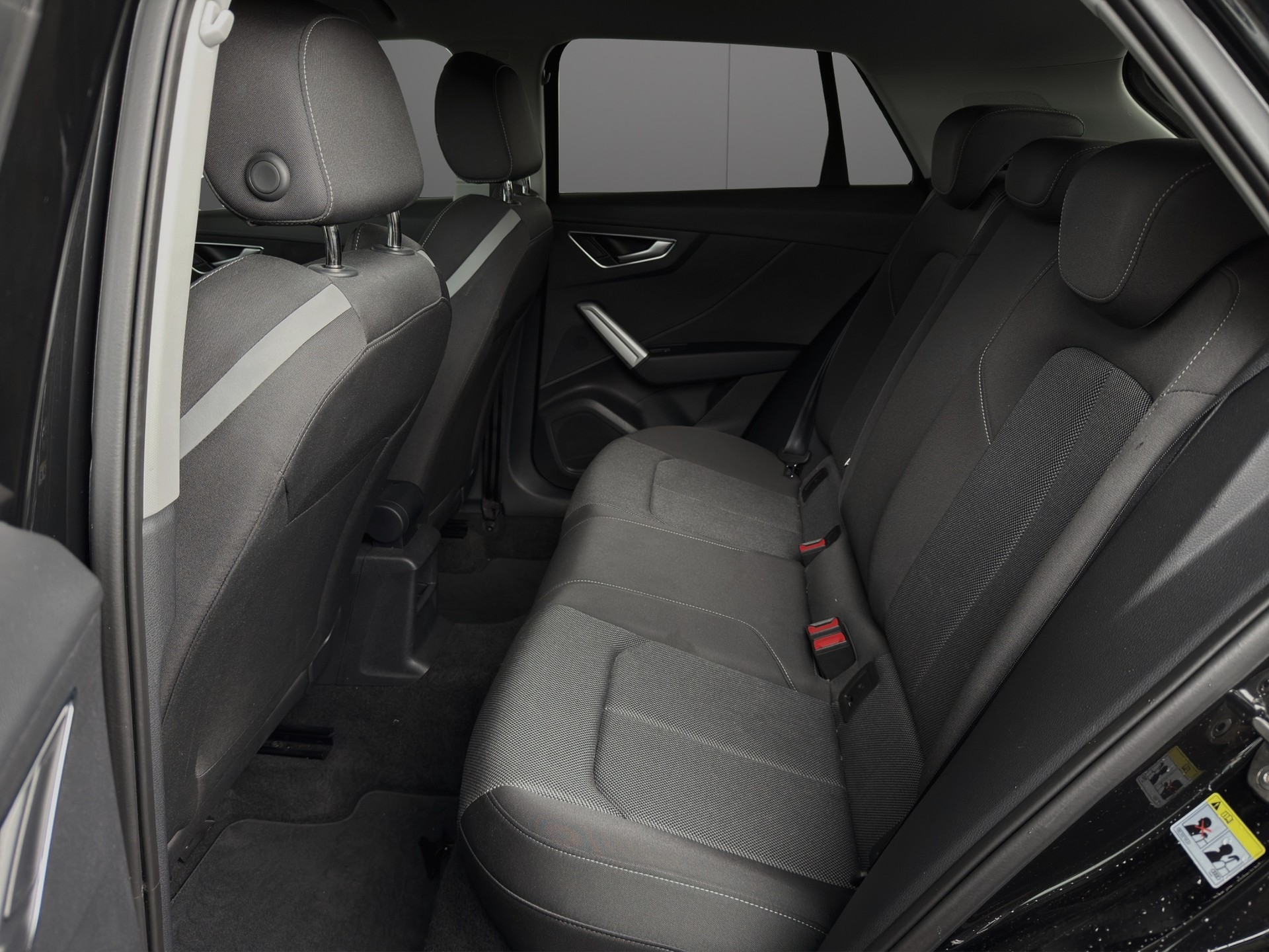 AUDI Q2 35 TFSI S line S-tronic-image-7