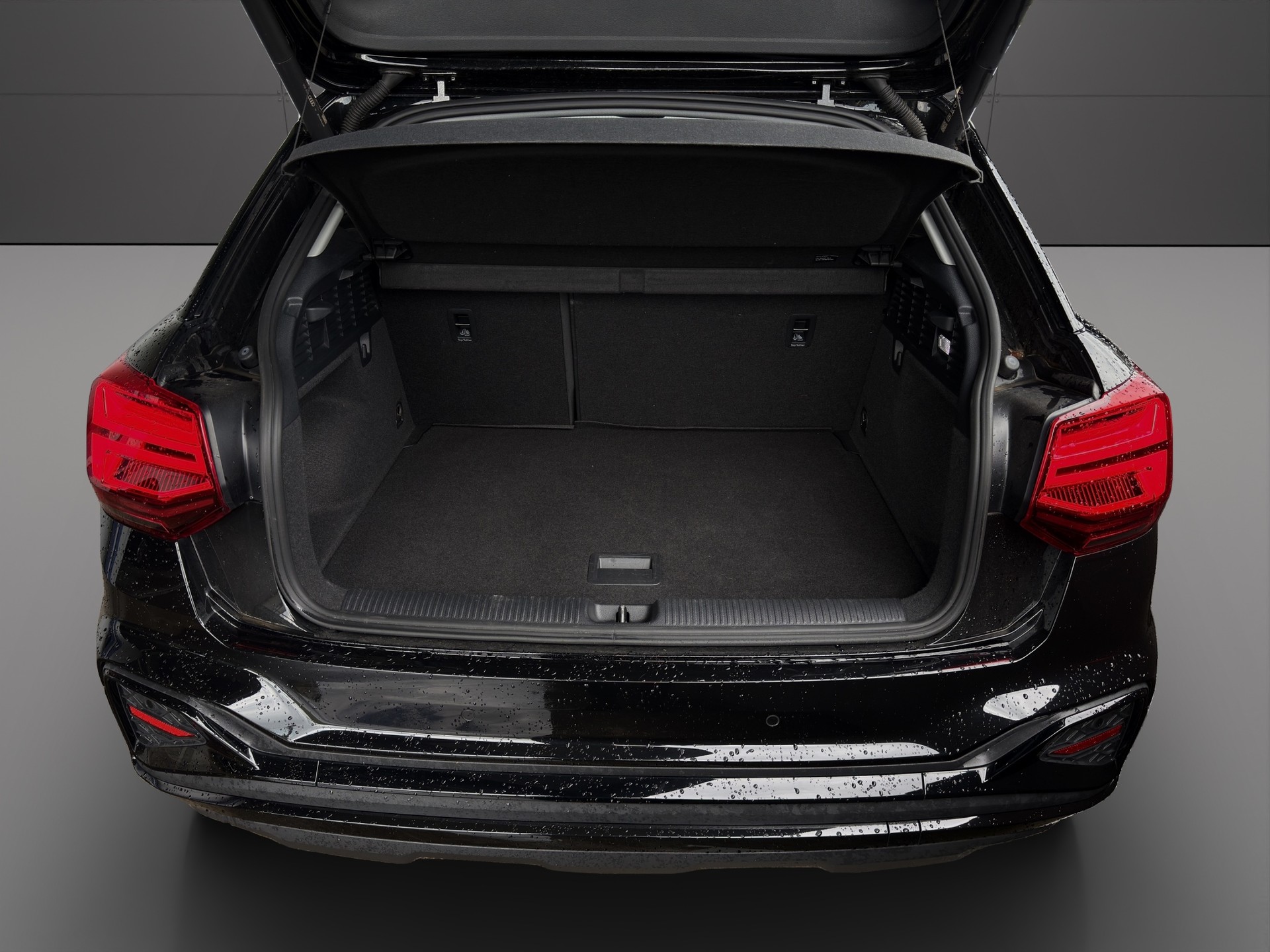 AUDI Q2 35 TFSI S line S-tronic-image-3