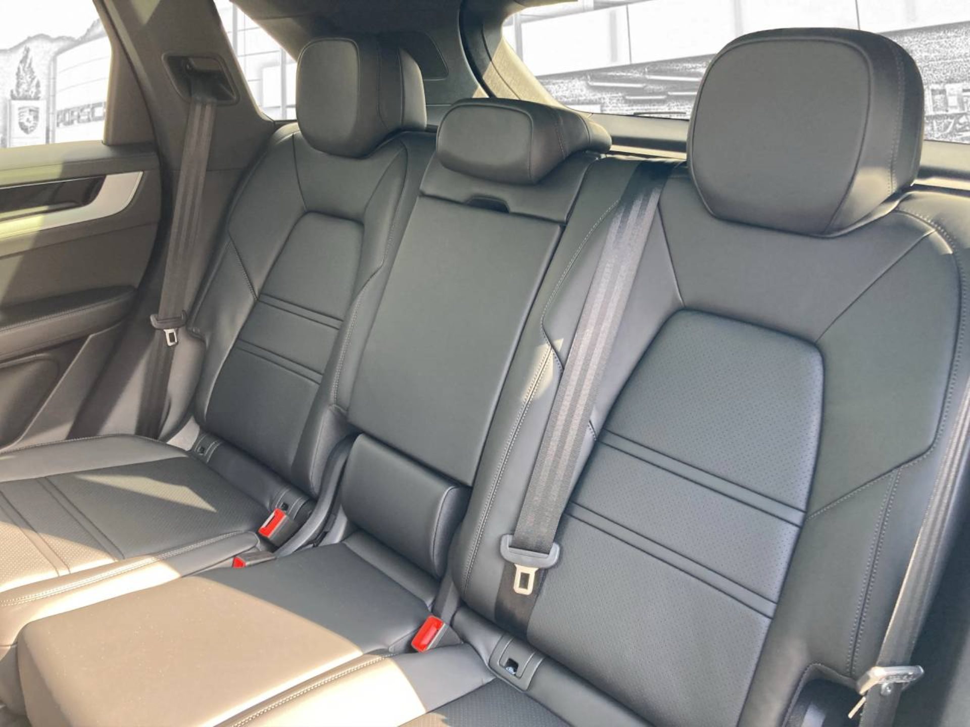 PORSCHE Cayenne E-Hybrid-image-21