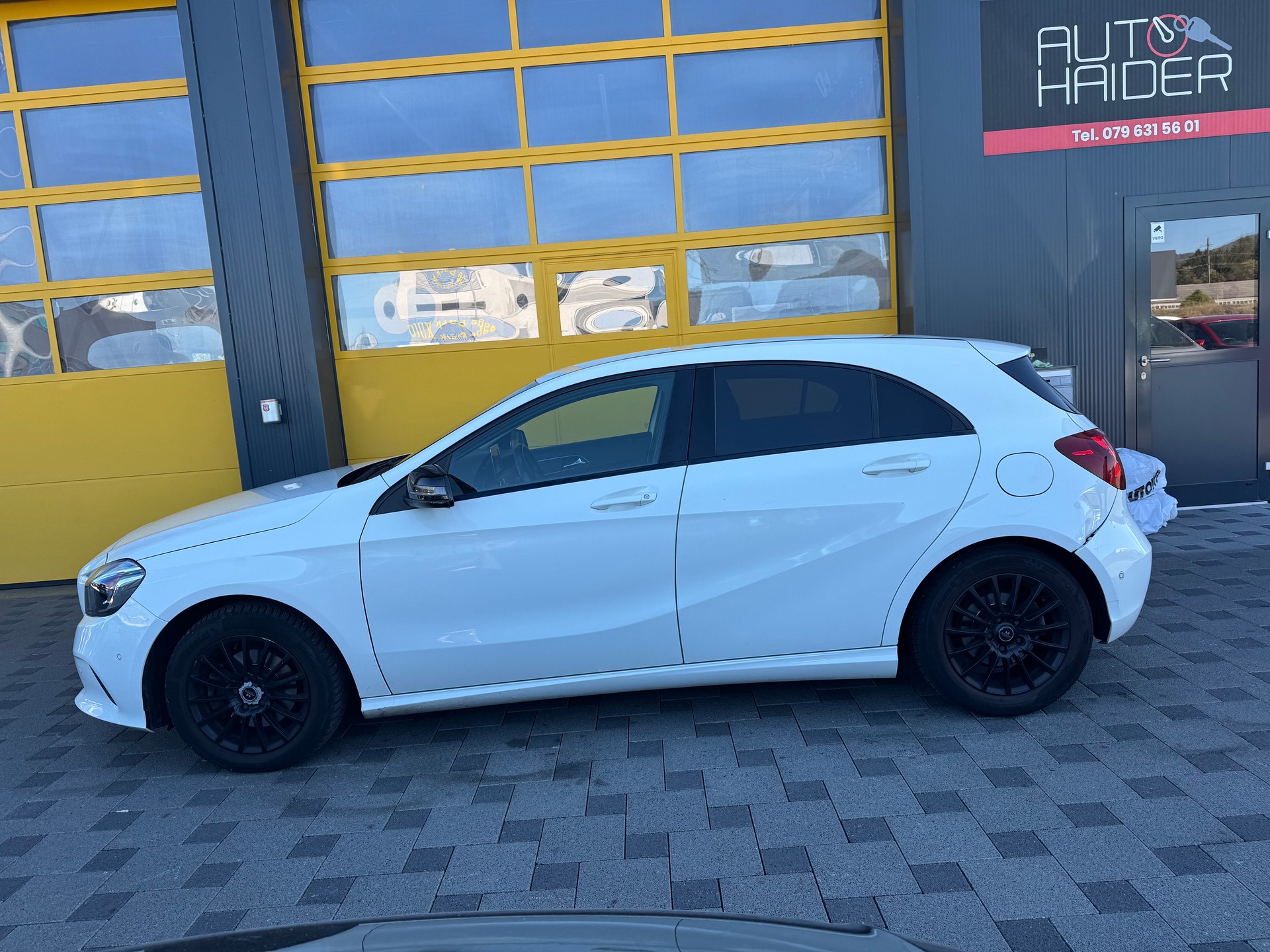 MERCEDES-BENZ A 200 CDI Night Star 7G-DCT-image-3