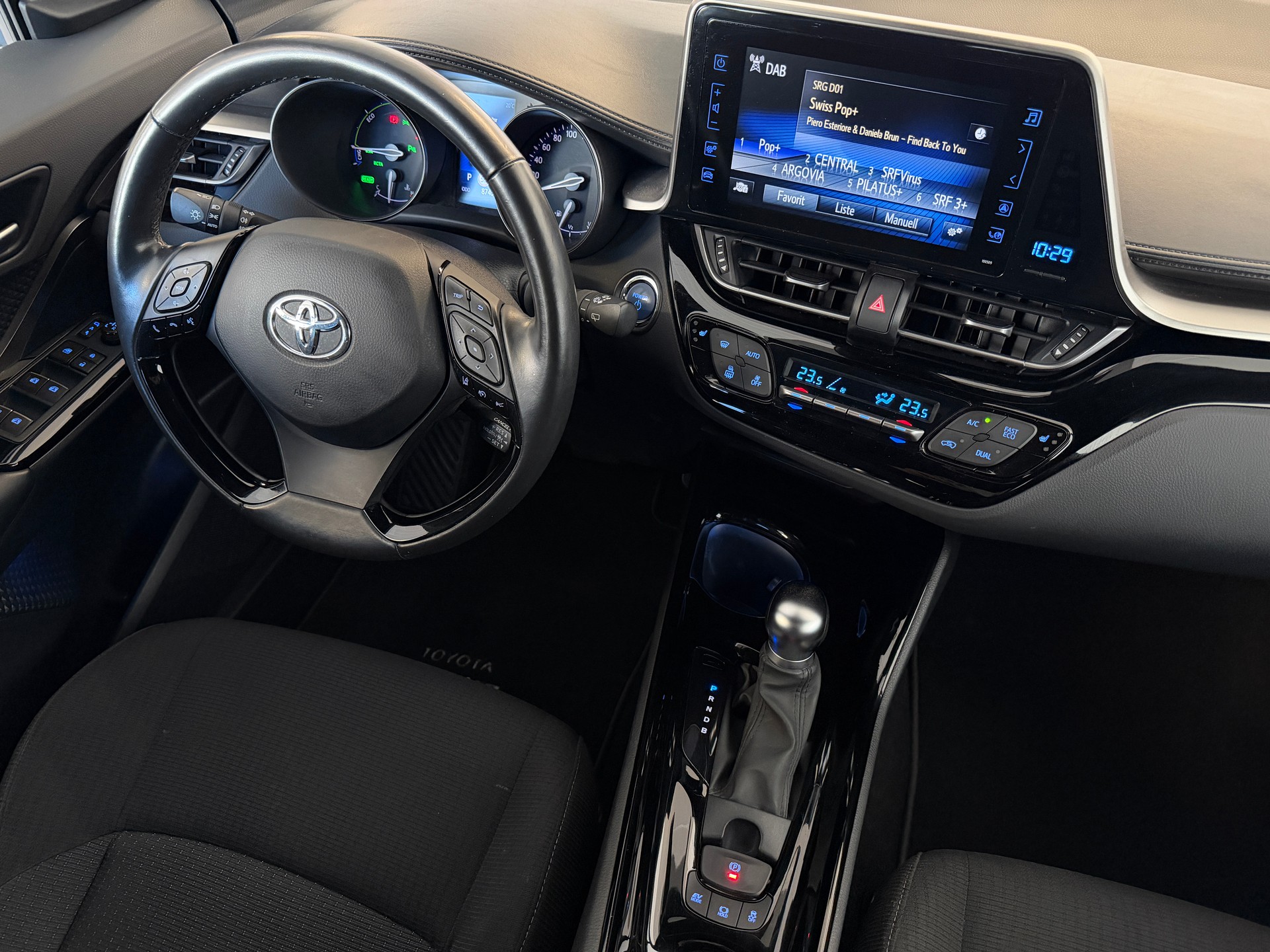 TOYOTA C-HR 1.8 HSD CVT Trend-image-7