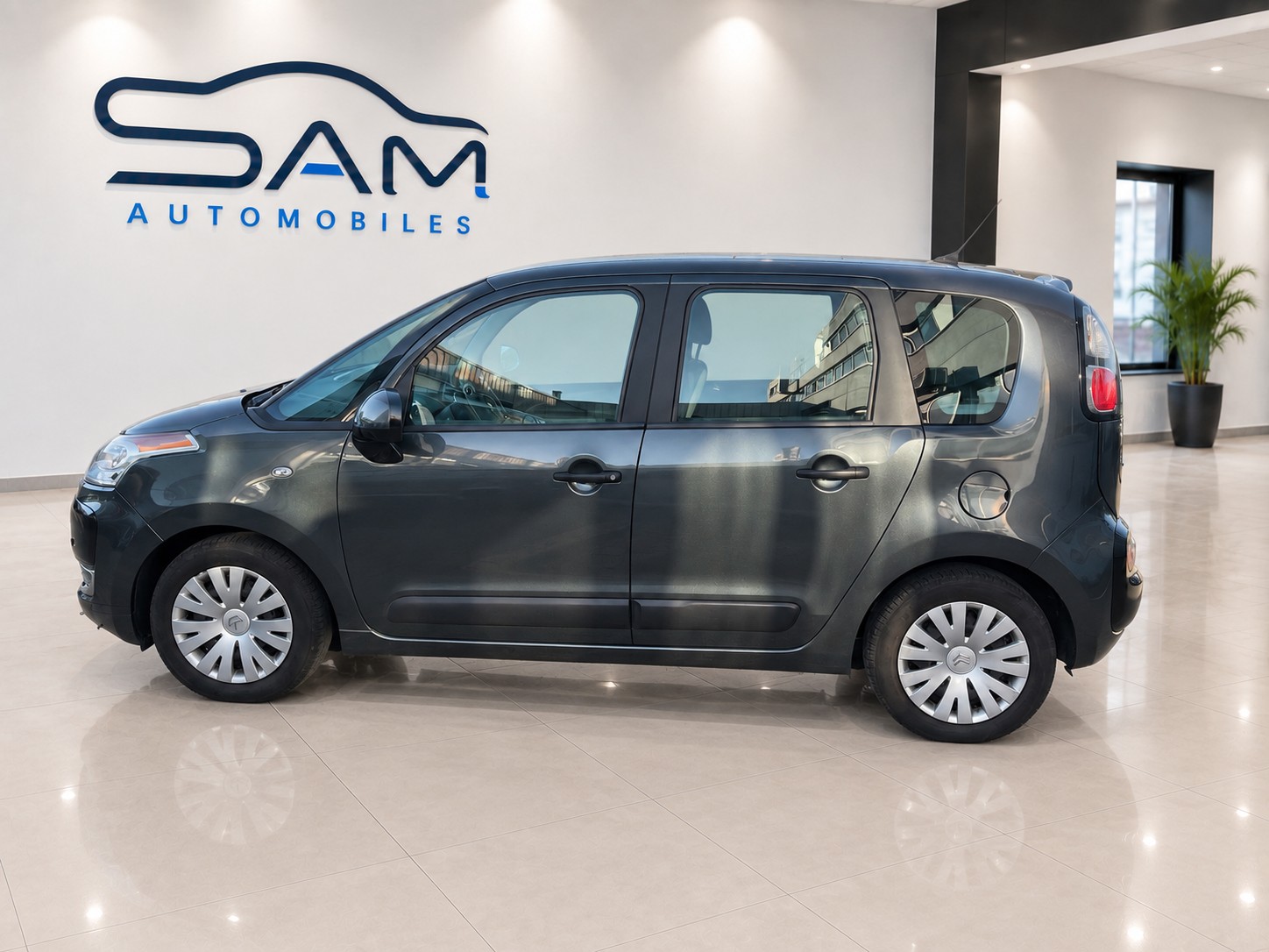 CITROEN C3 PICASSO-image-8