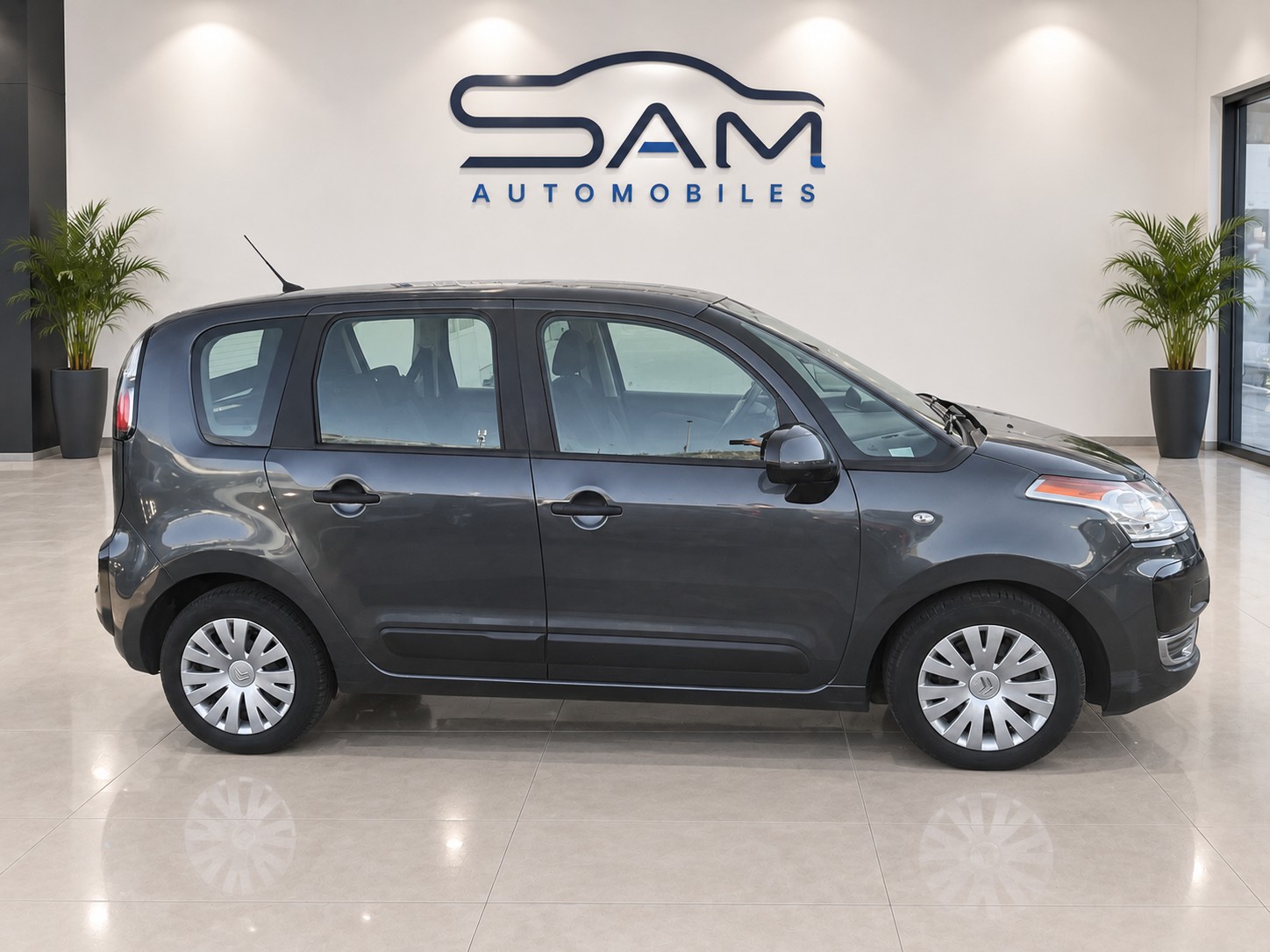 CITROEN C3 PICASSO-image-3