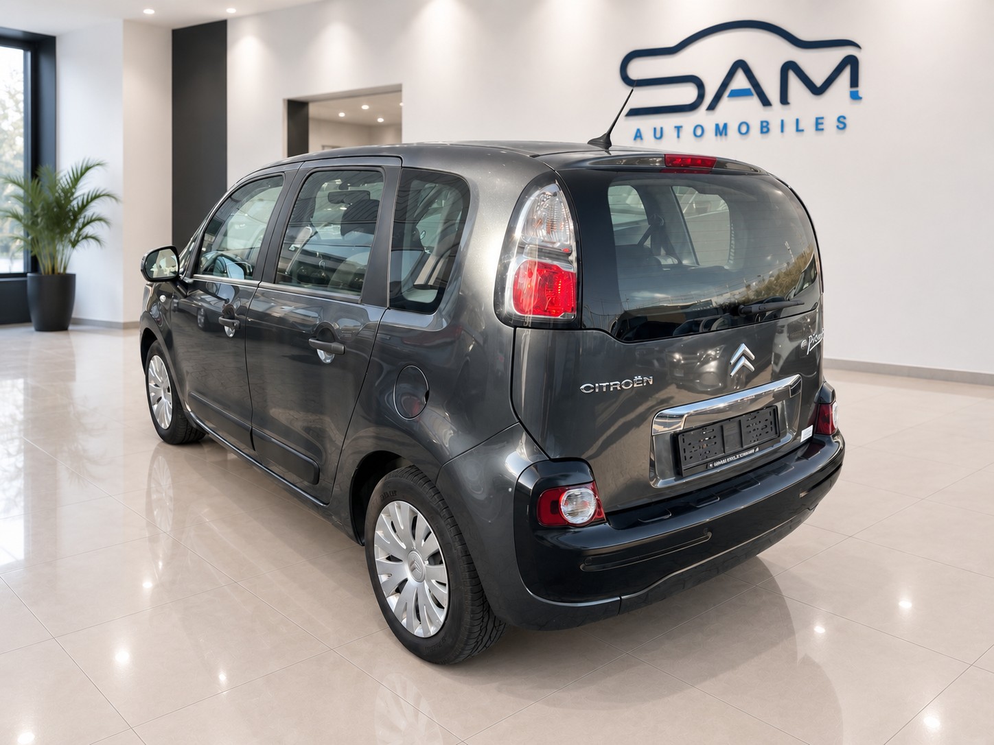 CITROEN C3 PICASSO-image-7