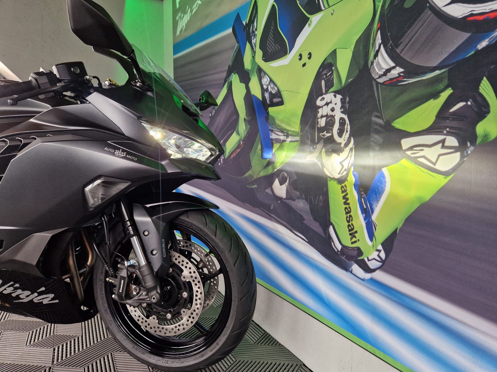 KAWASAKI Ninja ZX-4RR ** Black Edition **