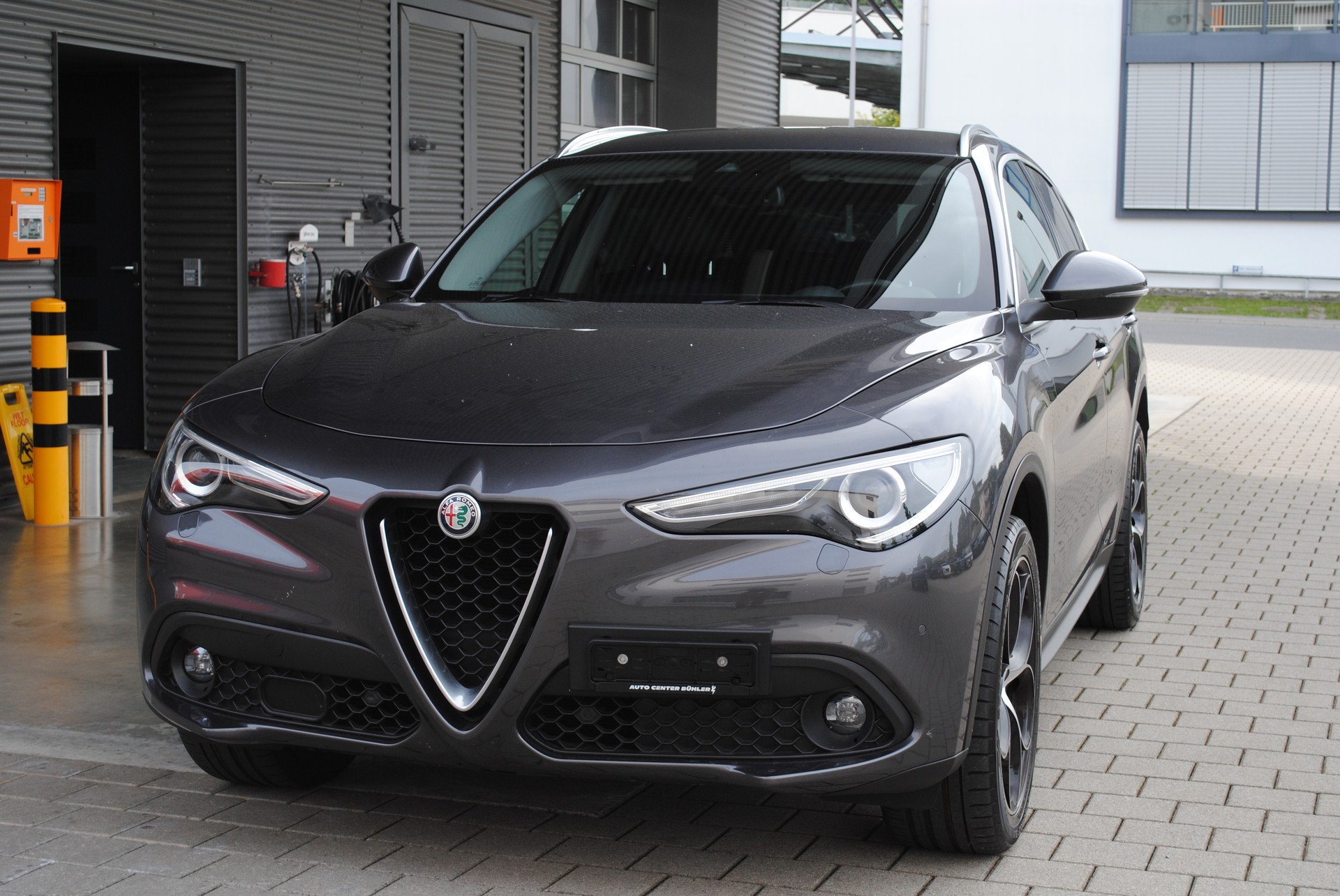 ALFA ROMEO Stelvio 2.2 JTDM Executive Q4 Automatic-image-1