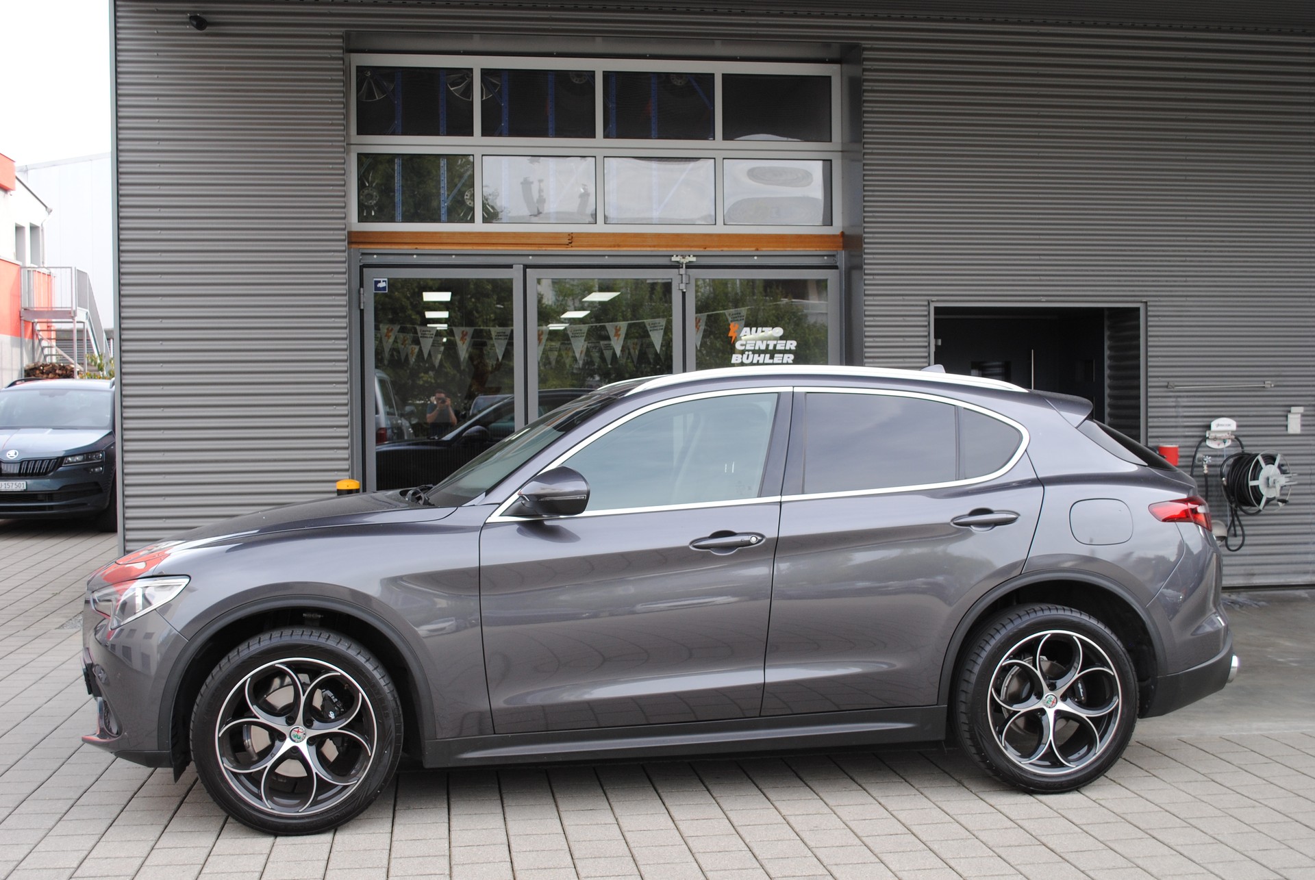 ALFA ROMEO Stelvio 2.2 JTDM Executive Q4 Automatic-image-4