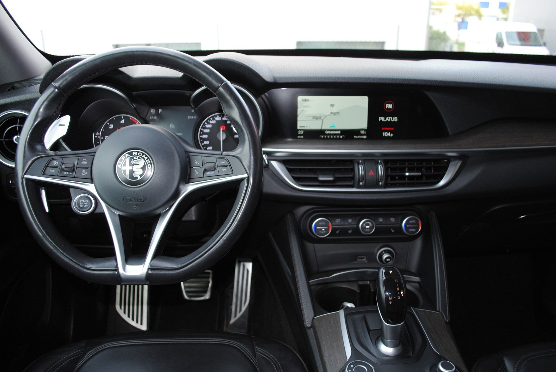 ALFA ROMEO Stelvio 2.2 JTDM Executive Q4 Automatic-image-12