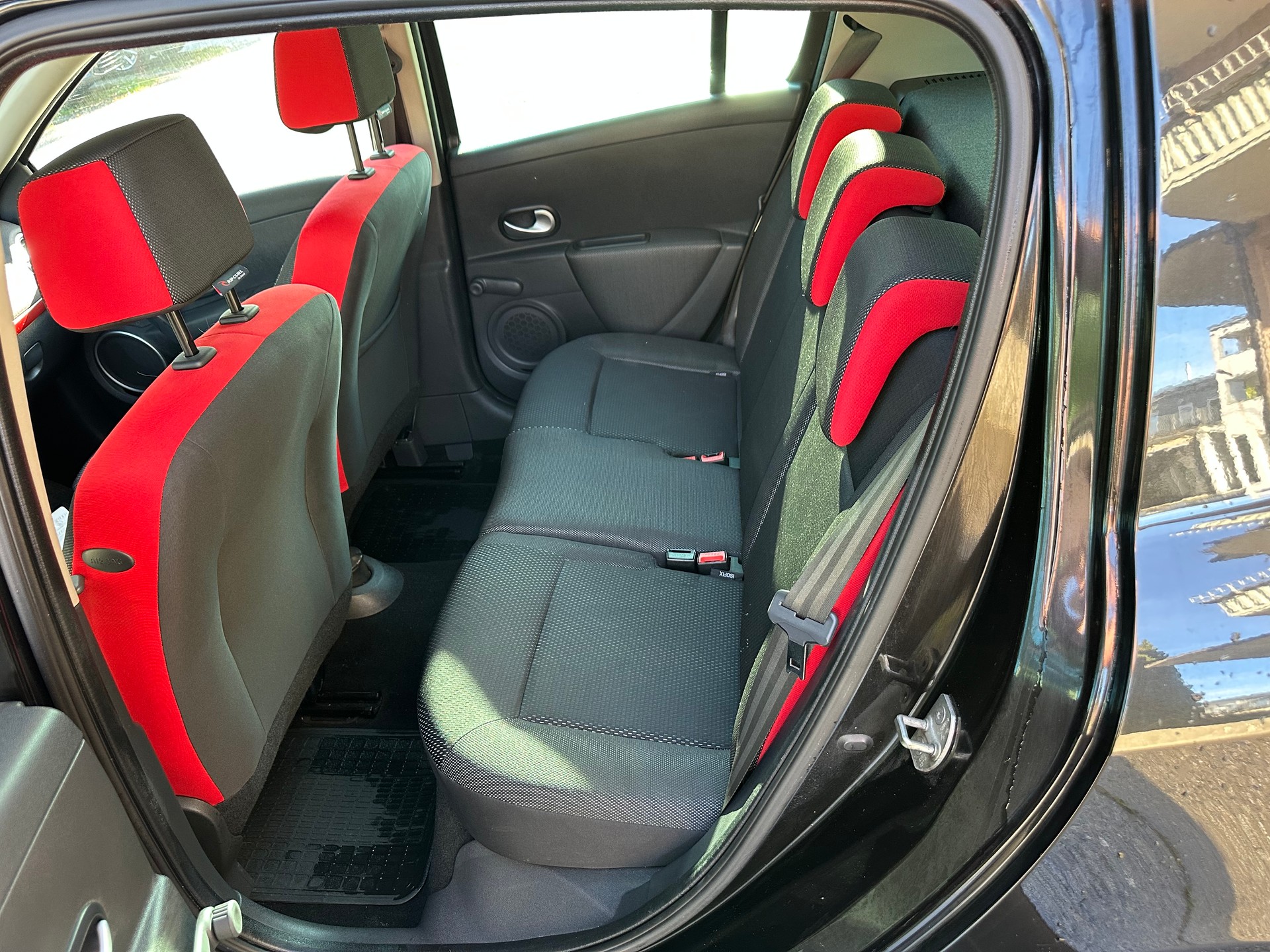 RENAULT Clio 1.2 16V Turbo Rip Curl-image-10