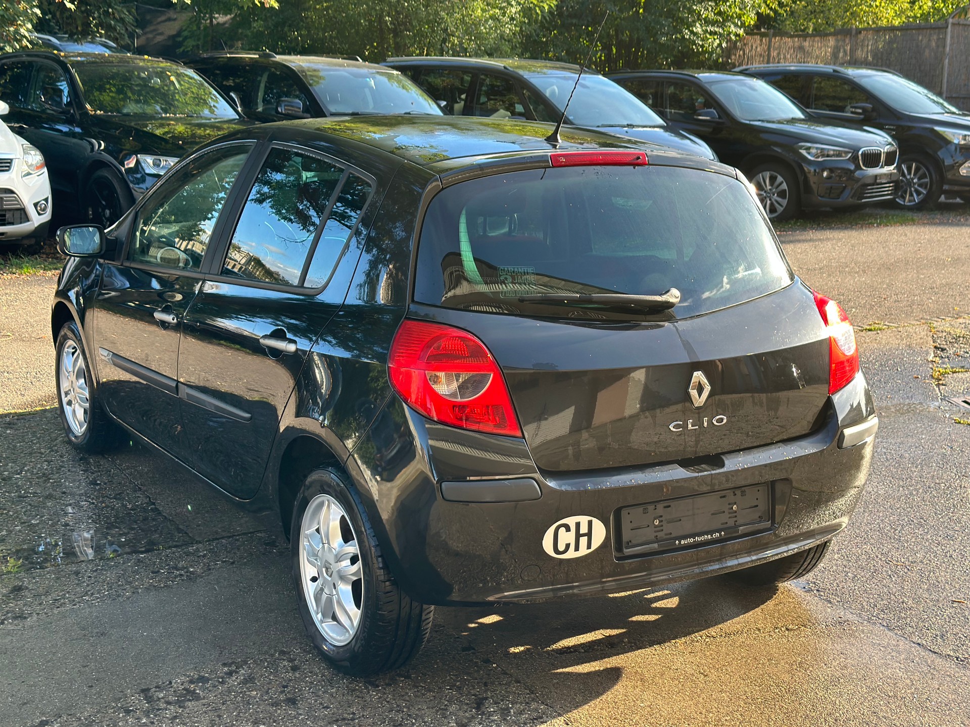 RENAULT Clio 1.2 16V Turbo Rip Curl-image-5