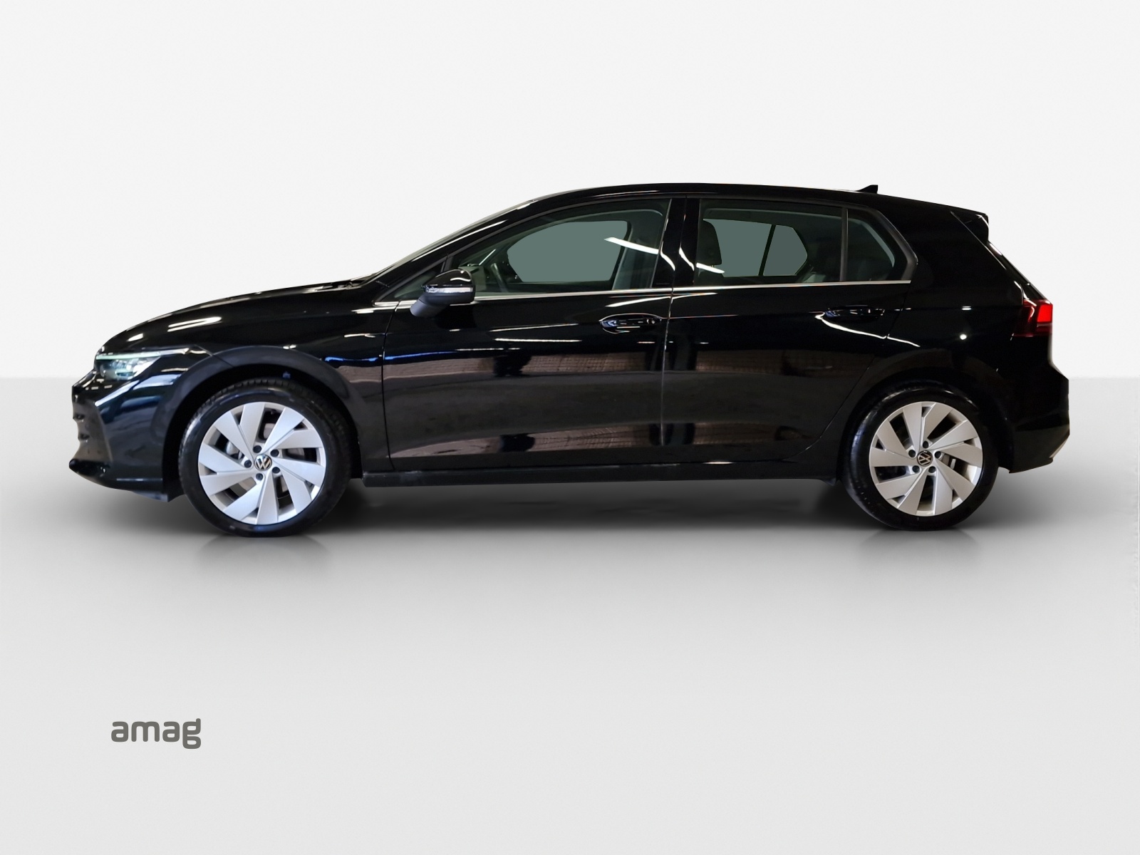 VW Golf 1.5 e TSI mHEV Style DSG-image-1