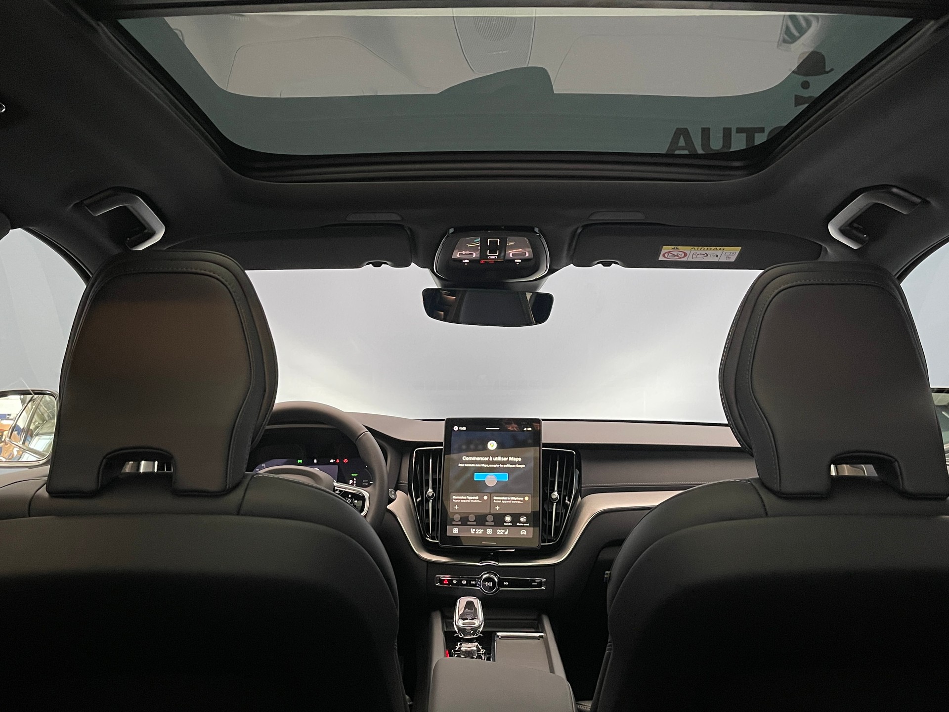 VOLVO XC60 2.0 T6 TE Ultra Dark eAWD-image-12