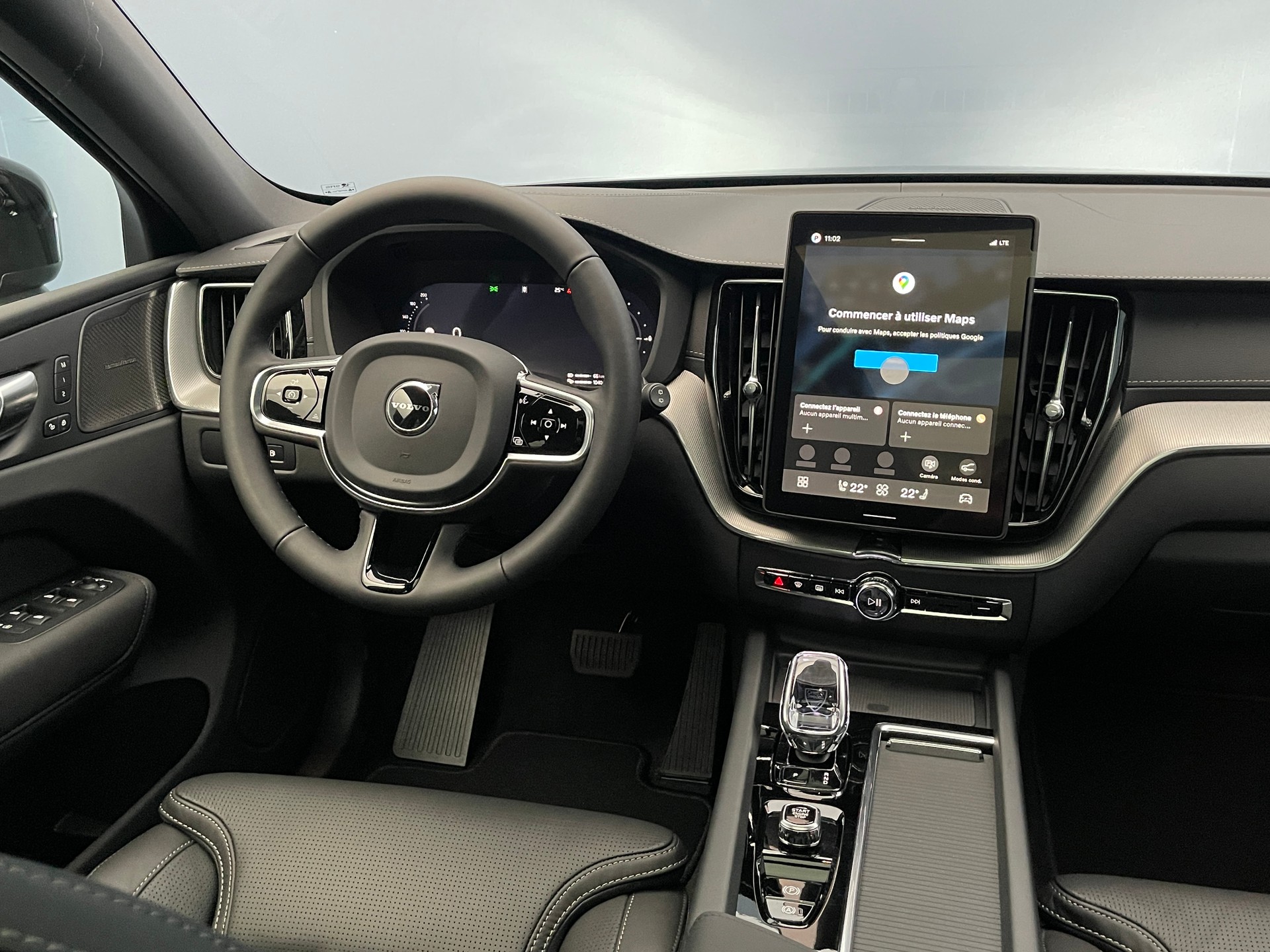 VOLVO XC60 2.0 T6 TE Ultra Dark eAWD-image-10
