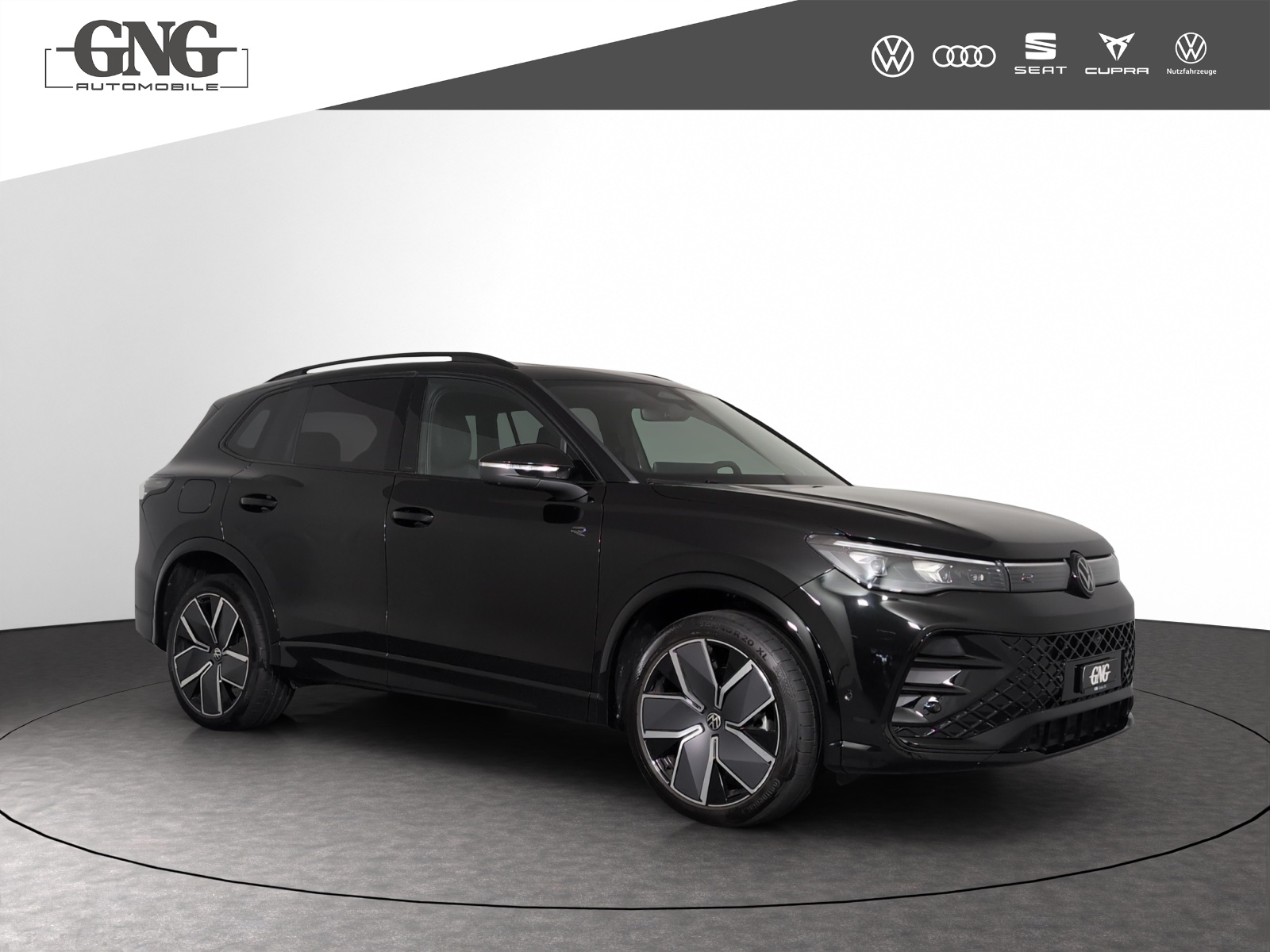 VW Tiguan 2.0 TSI DSG R-Line 4Motion-image-3