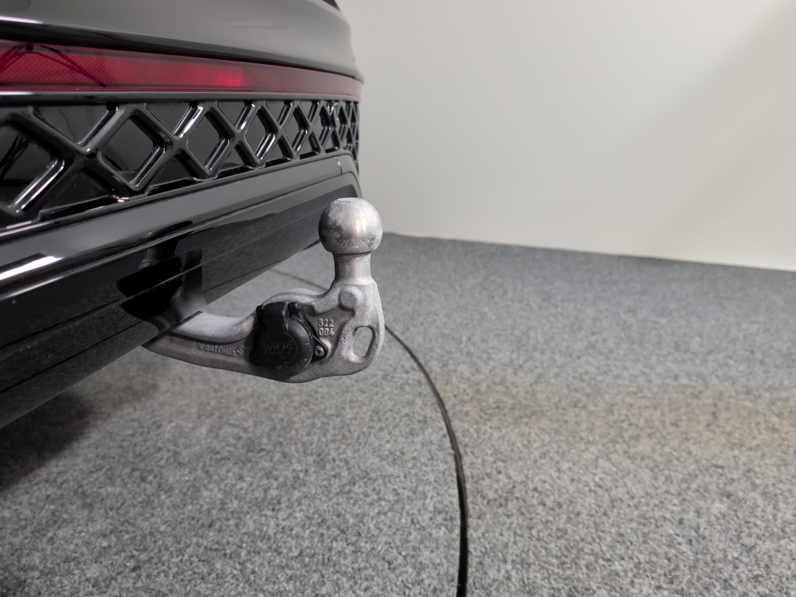 VW Tiguan 2.0 TSI DSG R-Line 4Motion-image-15