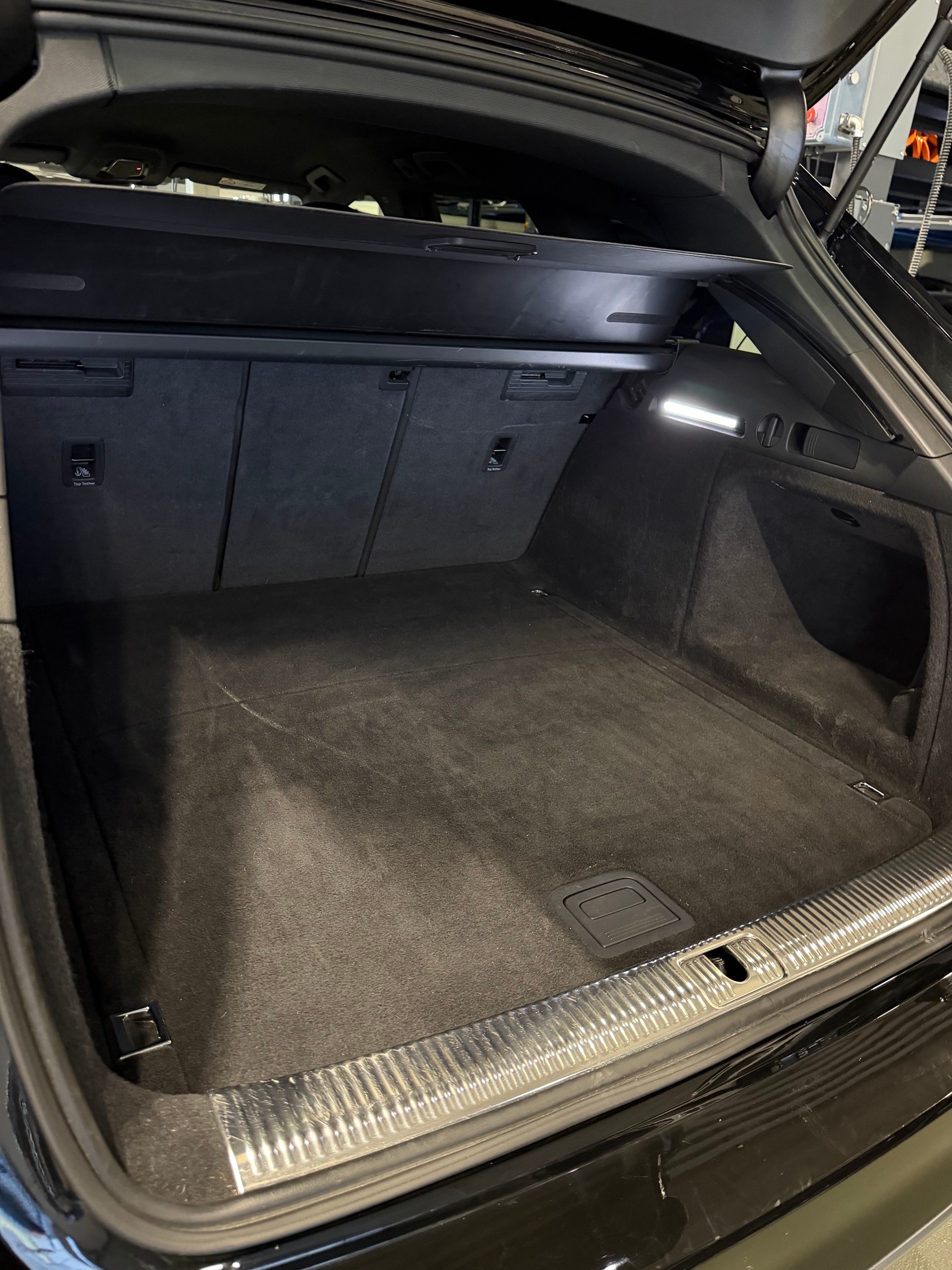 AUDI A4 Avant 40 TDI S line quattro S-tronic *VHC CH*-image-13