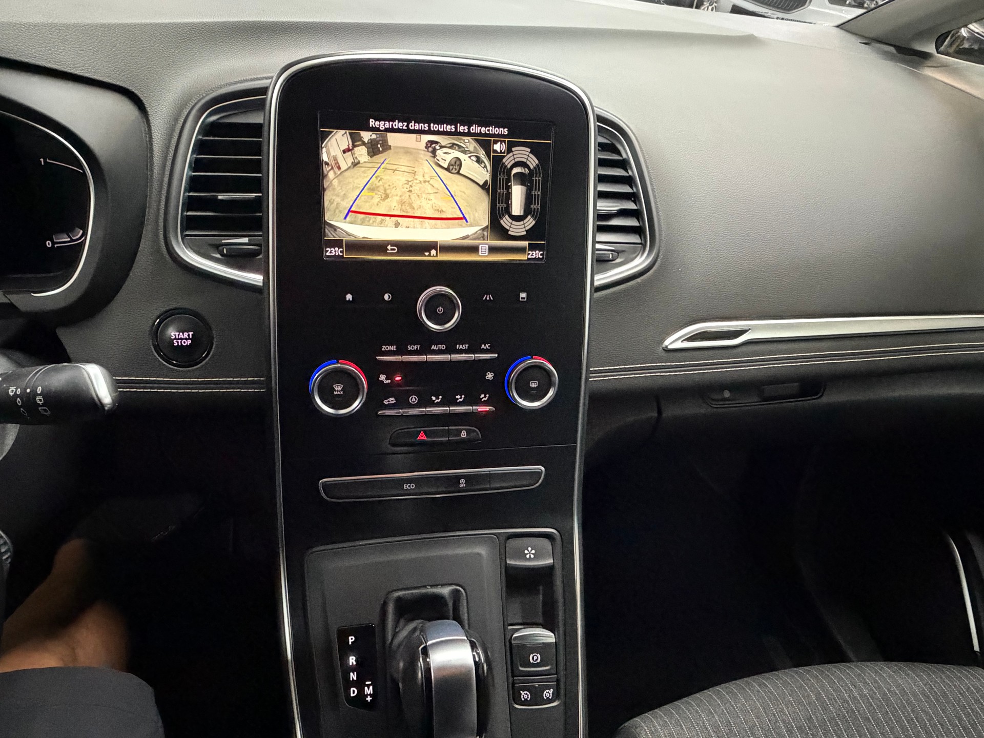 RENAULT Grand Scénic 1.3 16V Turbo Intens EDC-image-14