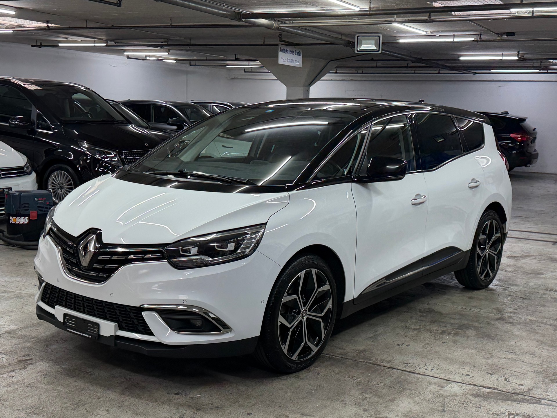 RENAULT Grand Scénic 1.3 16V Turbo Intens EDC-image-1
