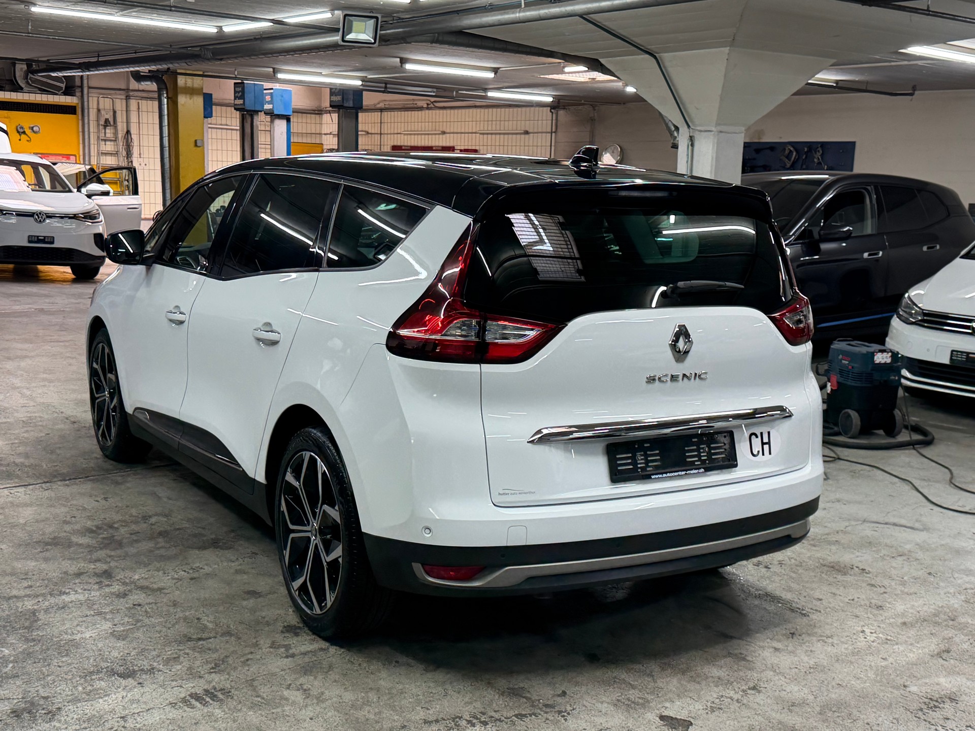RENAULT Grand Scénic 1.3 16V Turbo Intens EDC-image-5