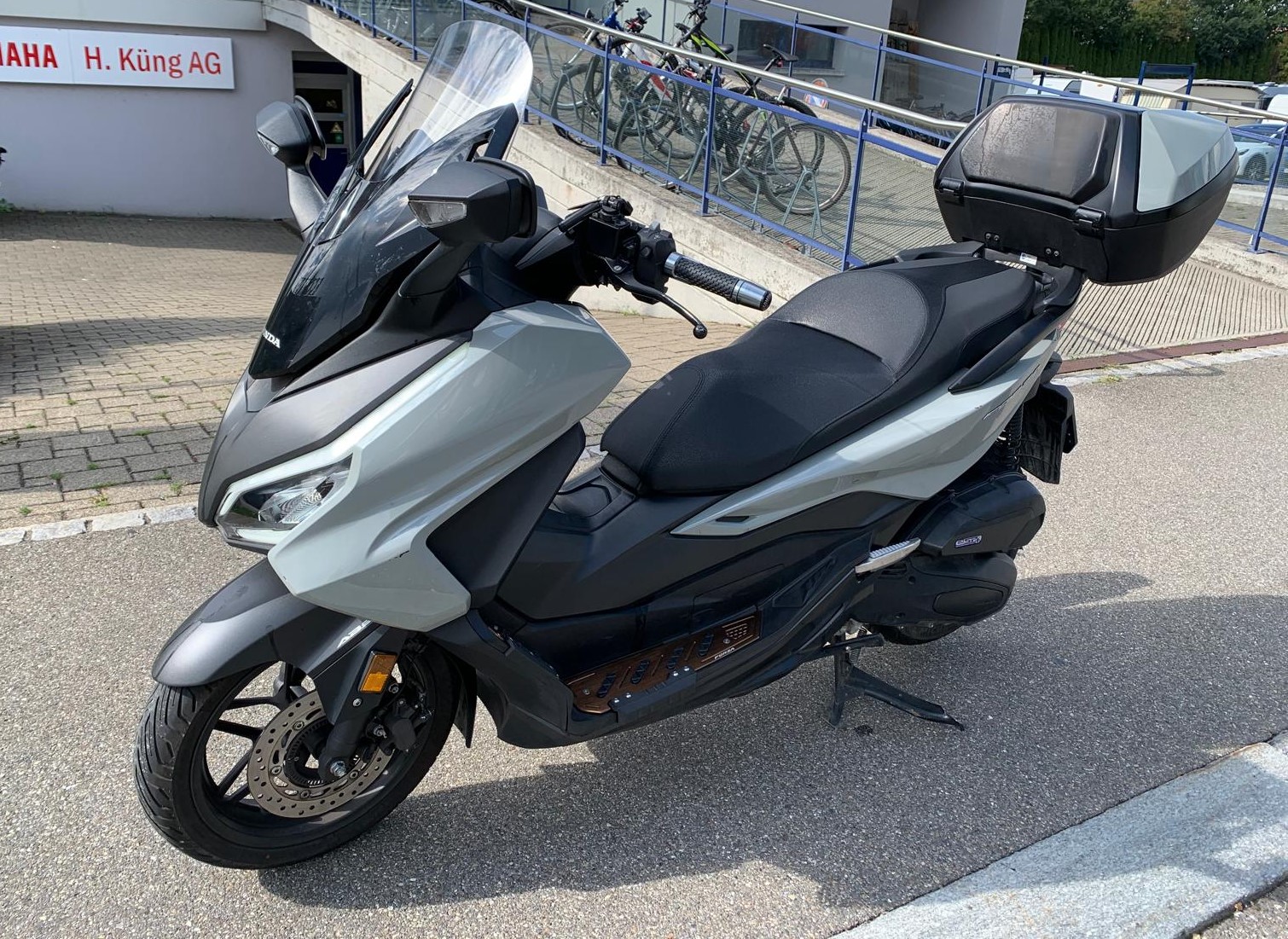 HONDA Nss 125 Forza Smart TopBox