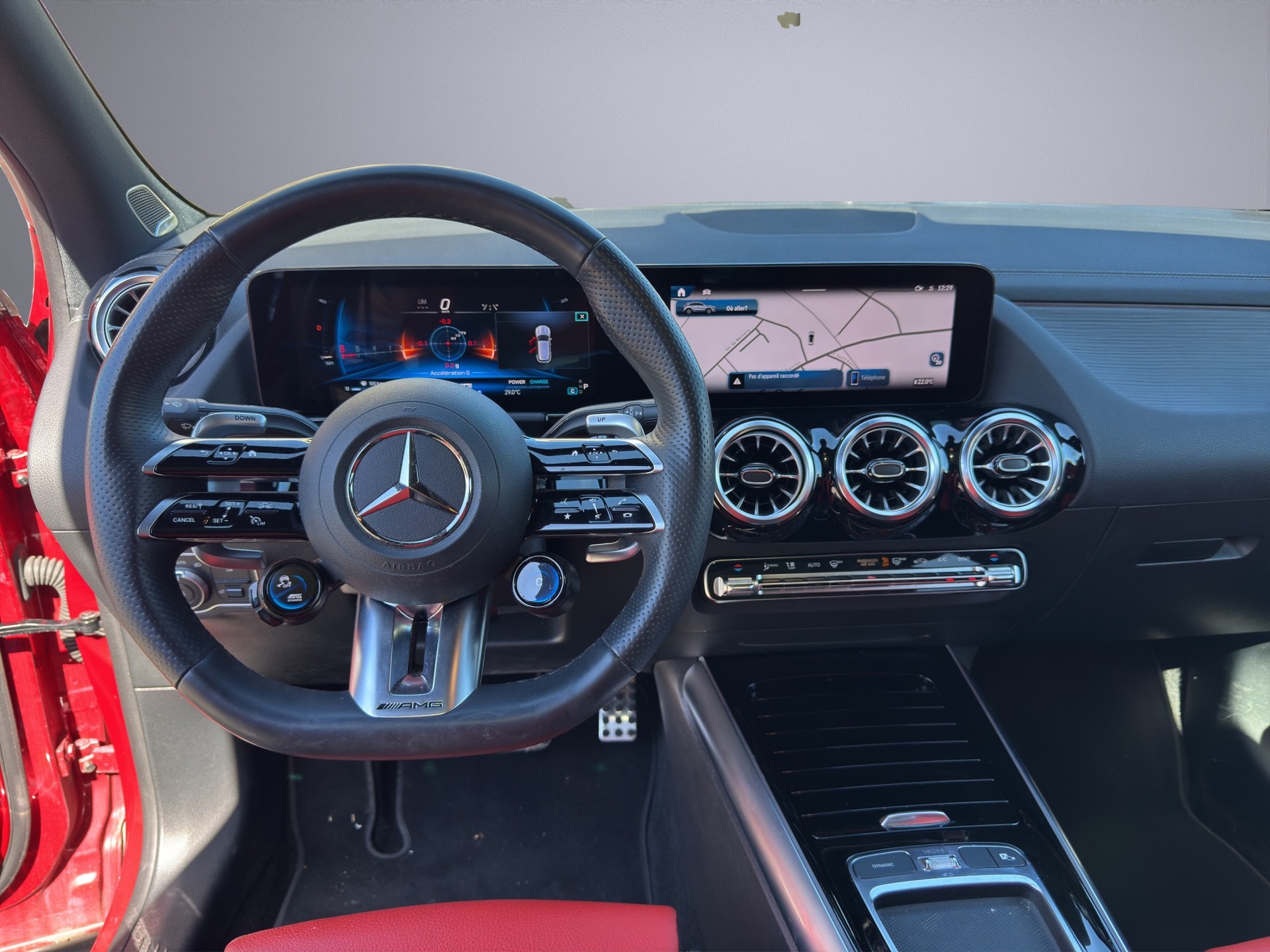 MERCEDES-BENZ GLA AMG 35 4Matic 8G-DCT-image-11