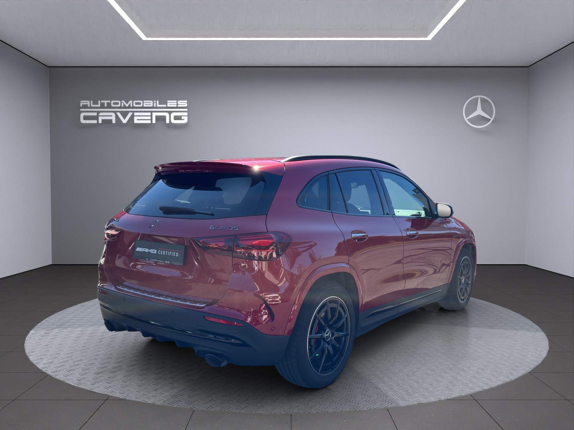MERCEDES-BENZ GLA AMG 35 4Matic 8G-DCT-image-4