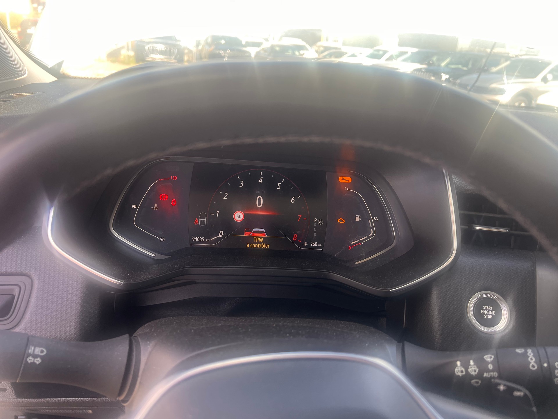 RENAULT Clio 1.3 Intens EDC-image-11