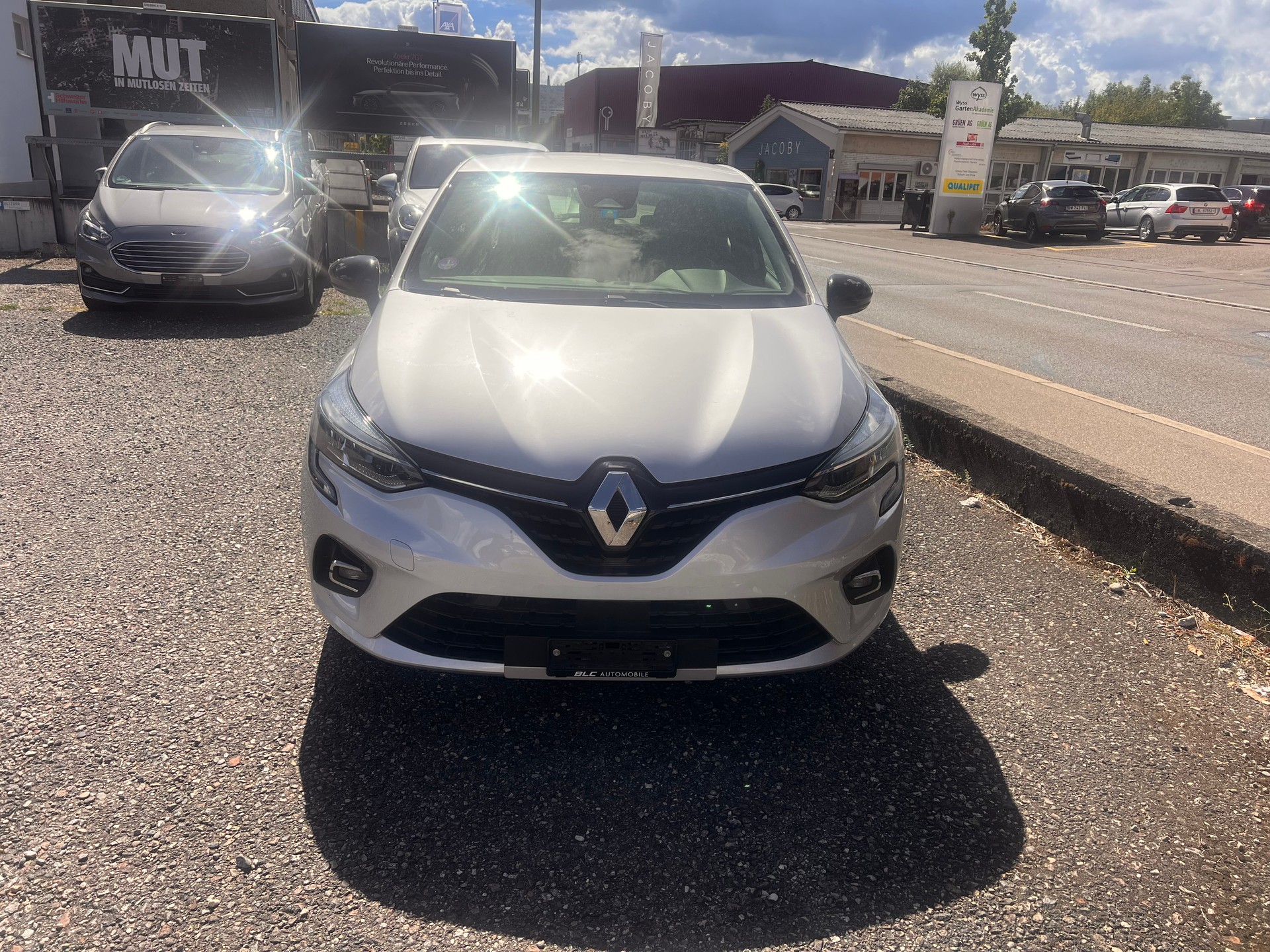 RENAULT Clio 1.3 Intens EDC-image-0