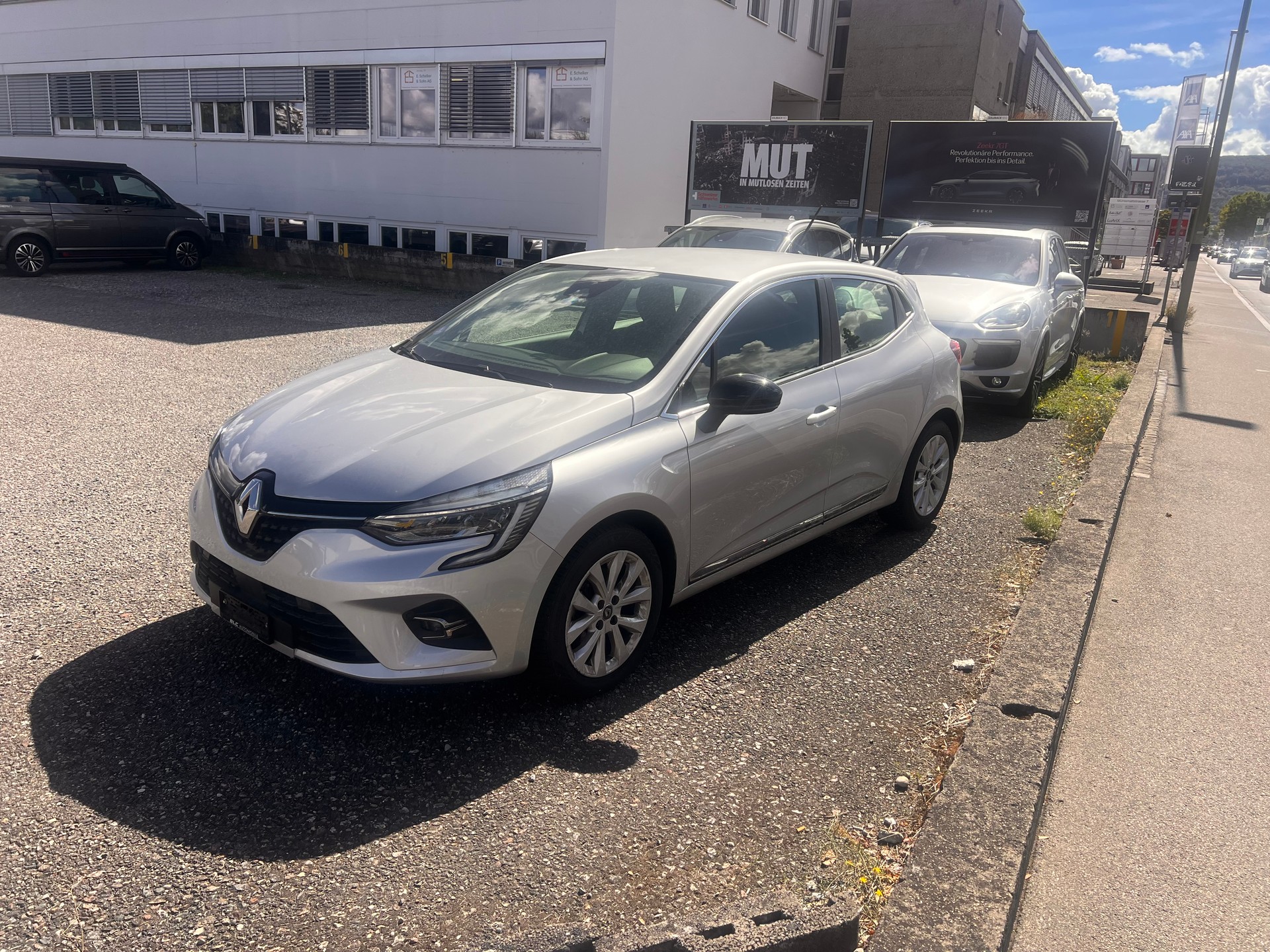 RENAULT Clio 1.3 Intens EDC-image-2
