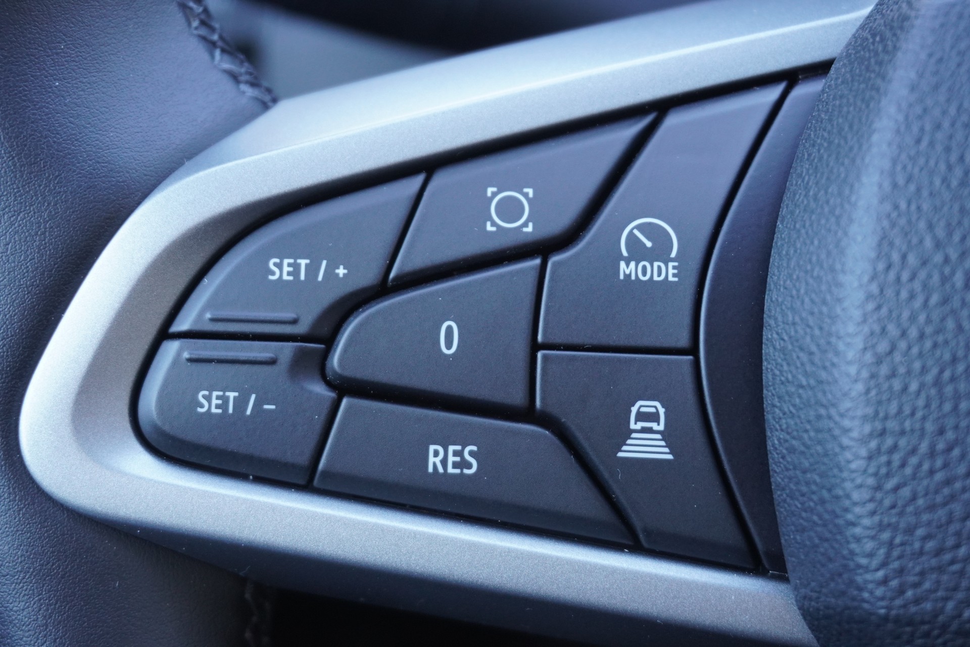 DACIA Bigster HEV 155 Journey-image-35