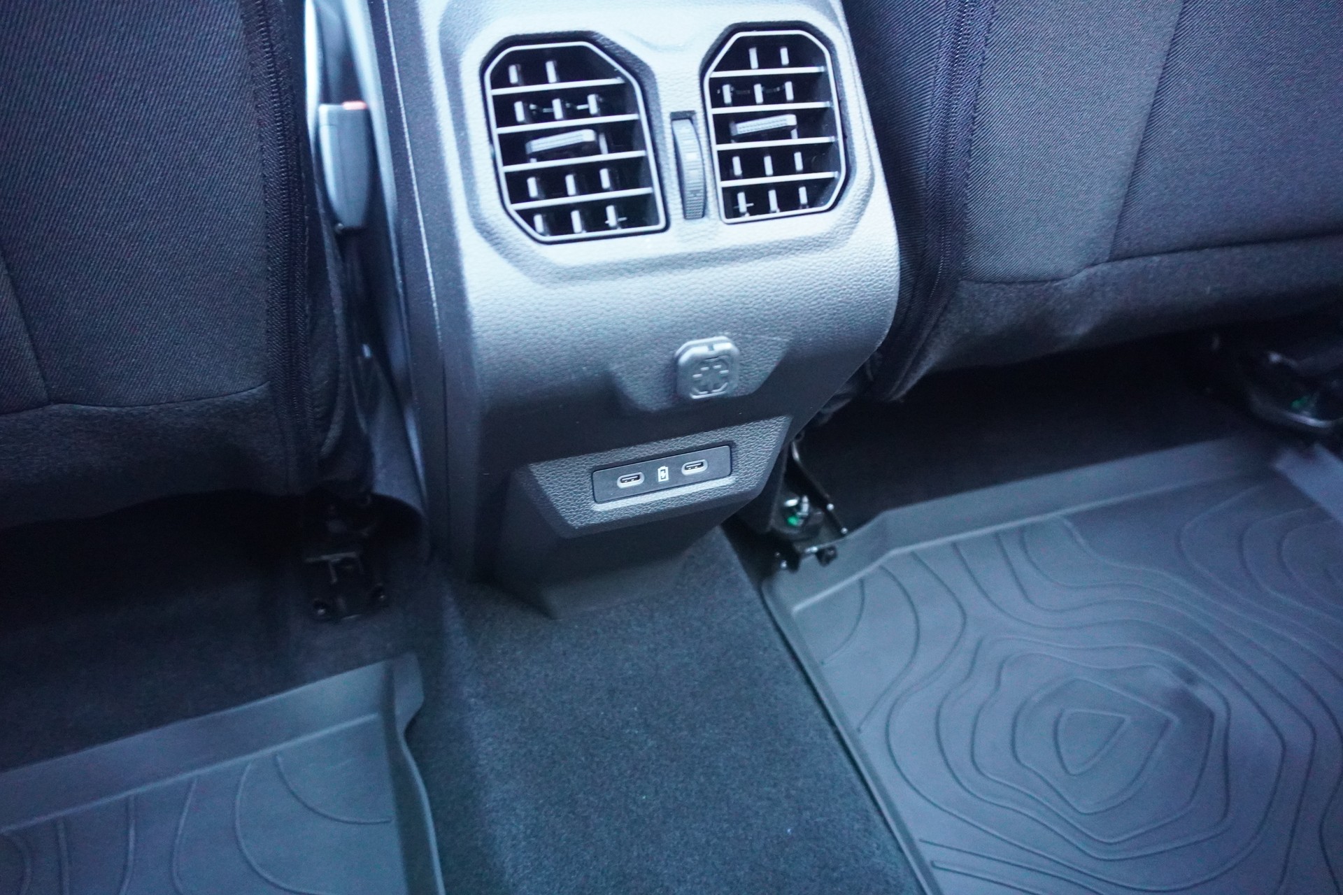 DACIA Bigster HEV 155 Journey-image-15