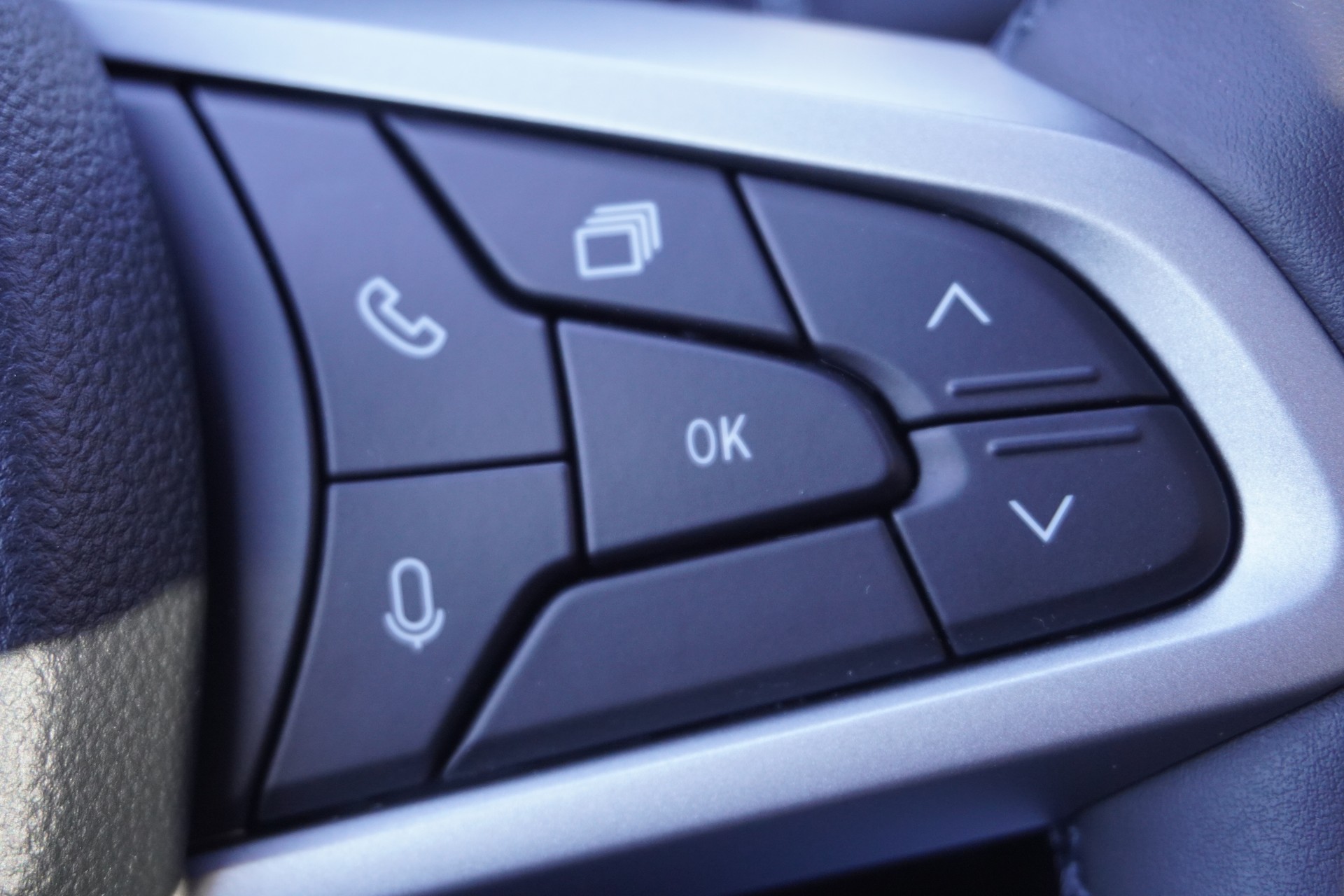 DACIA Bigster HEV 155 Journey-image-34