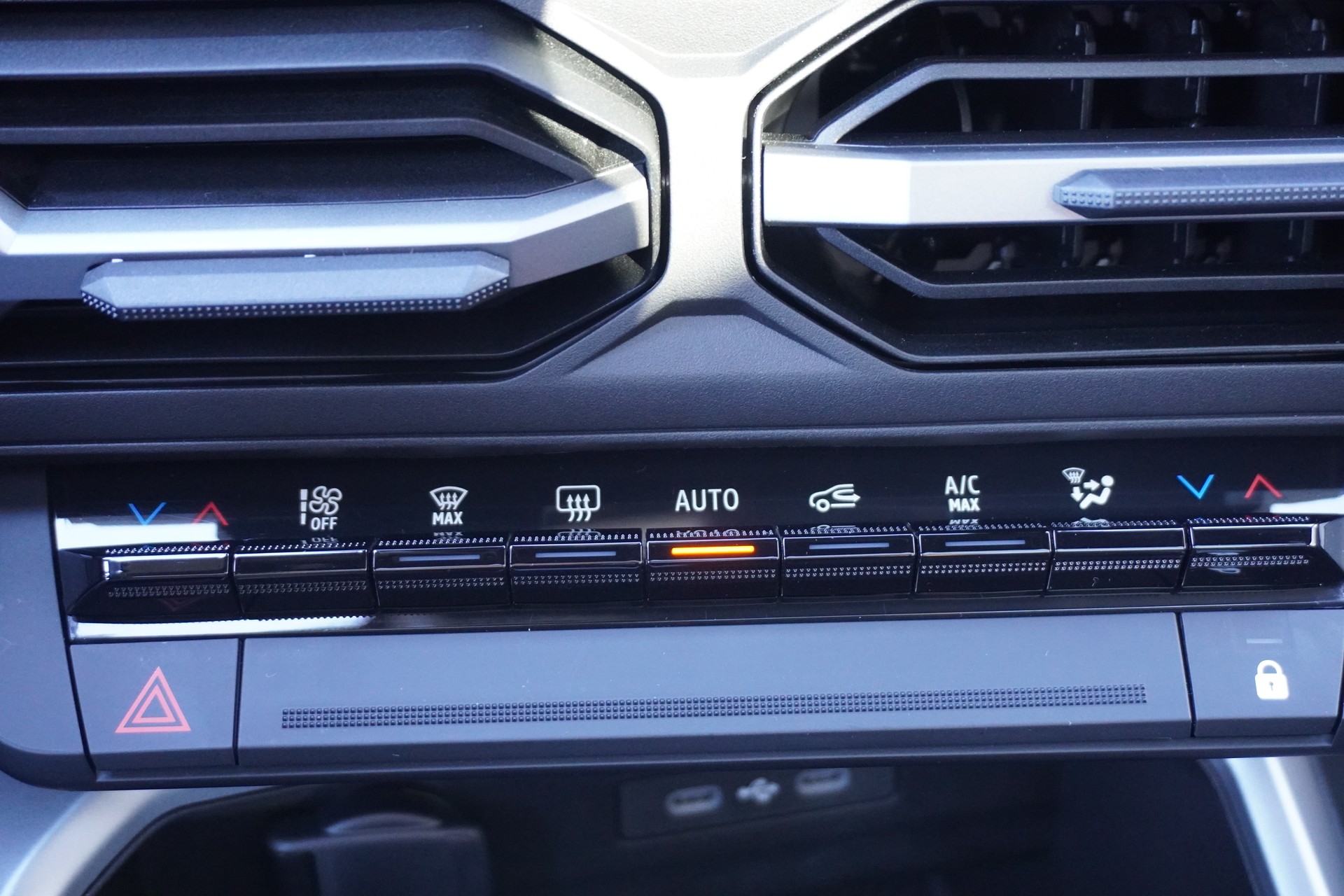 DACIA Bigster HEV 155 Journey-image-20