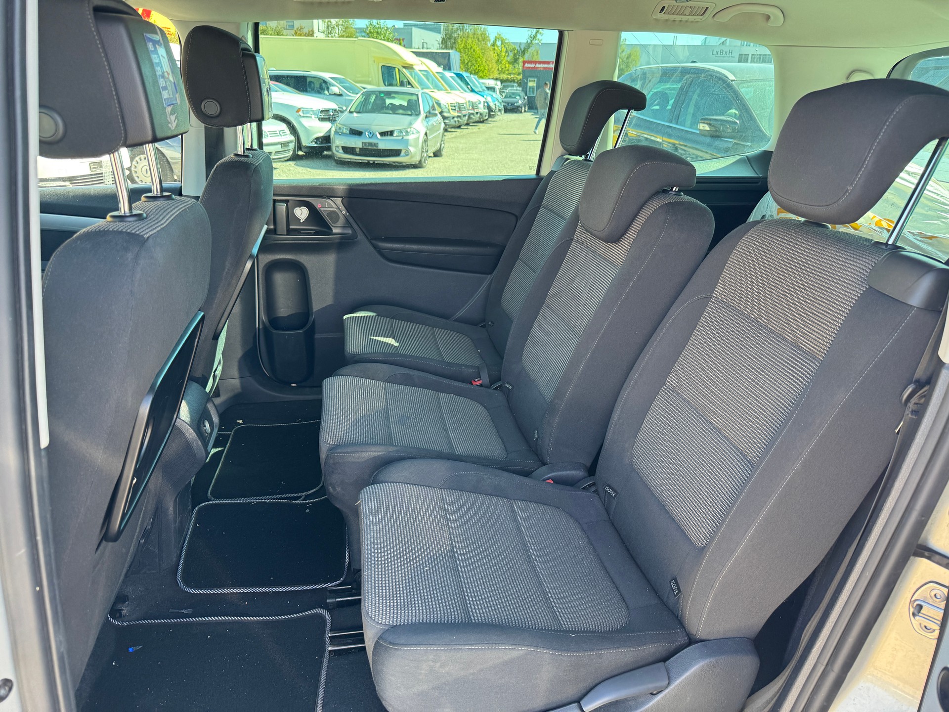 VW Sharan 2.0 TDI BlueMotion Technology Trendline-image-10