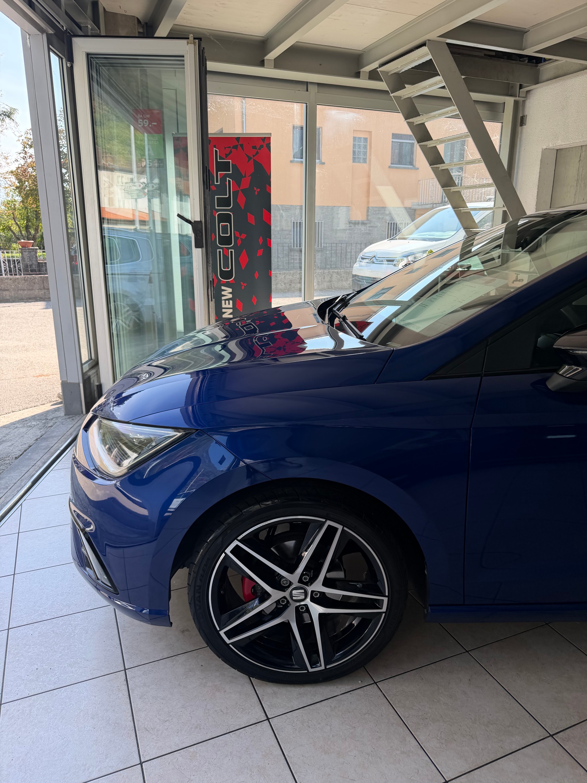 SEAT Ibiza 1.0 EcoTSI Swiss FR-image-1