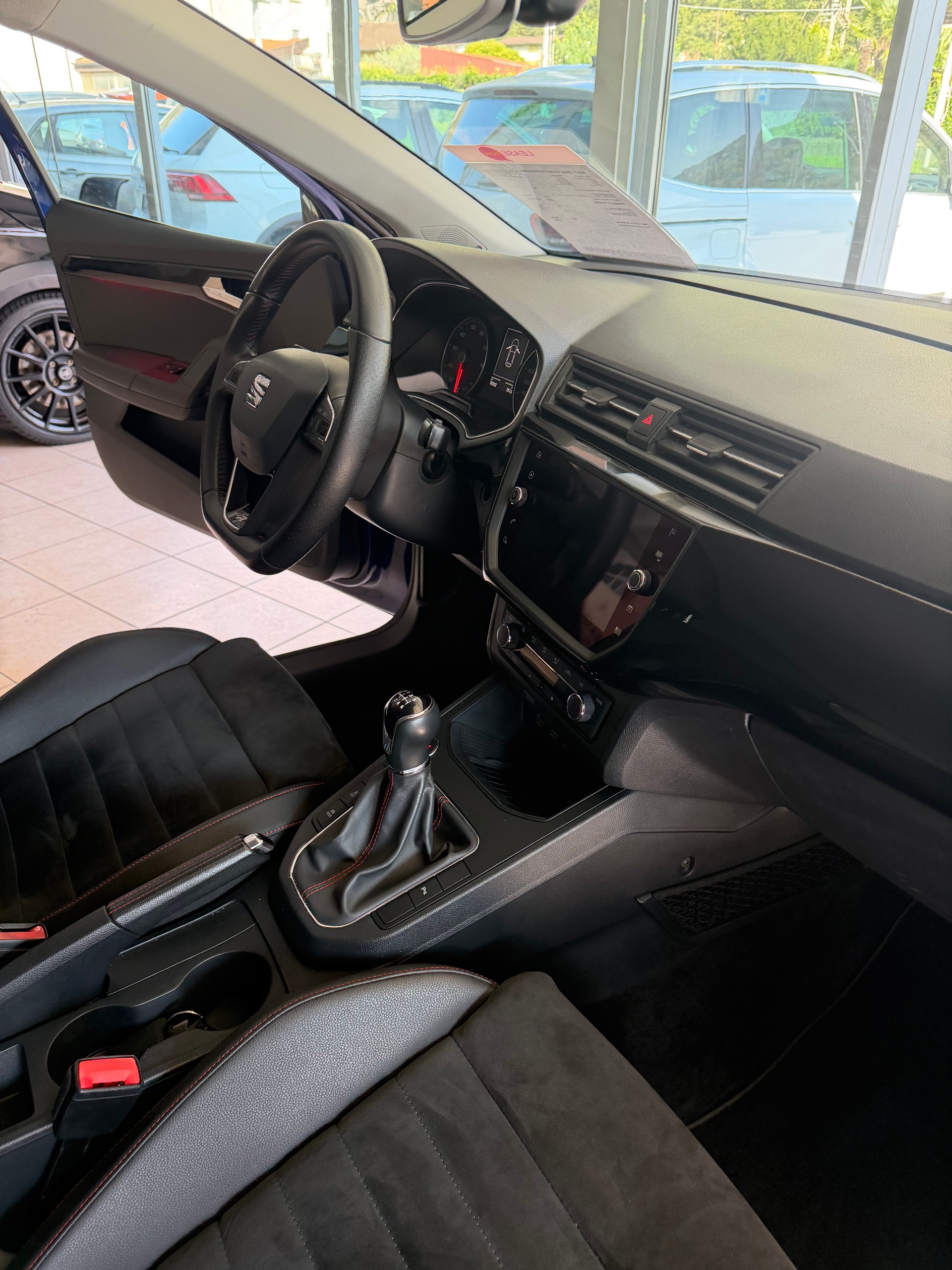 SEAT Ibiza 1.0 EcoTSI Swiss FR-image-10