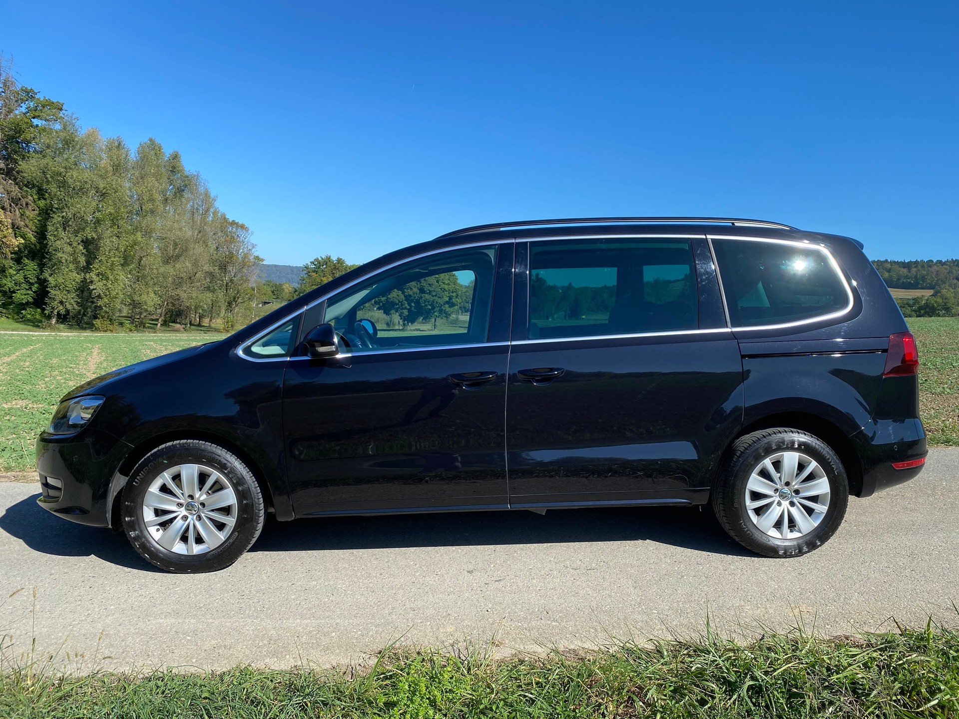 VW SHARAN-image-2