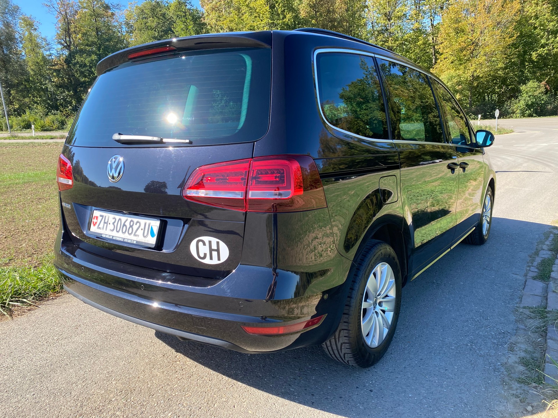 VW SHARAN-image-5
