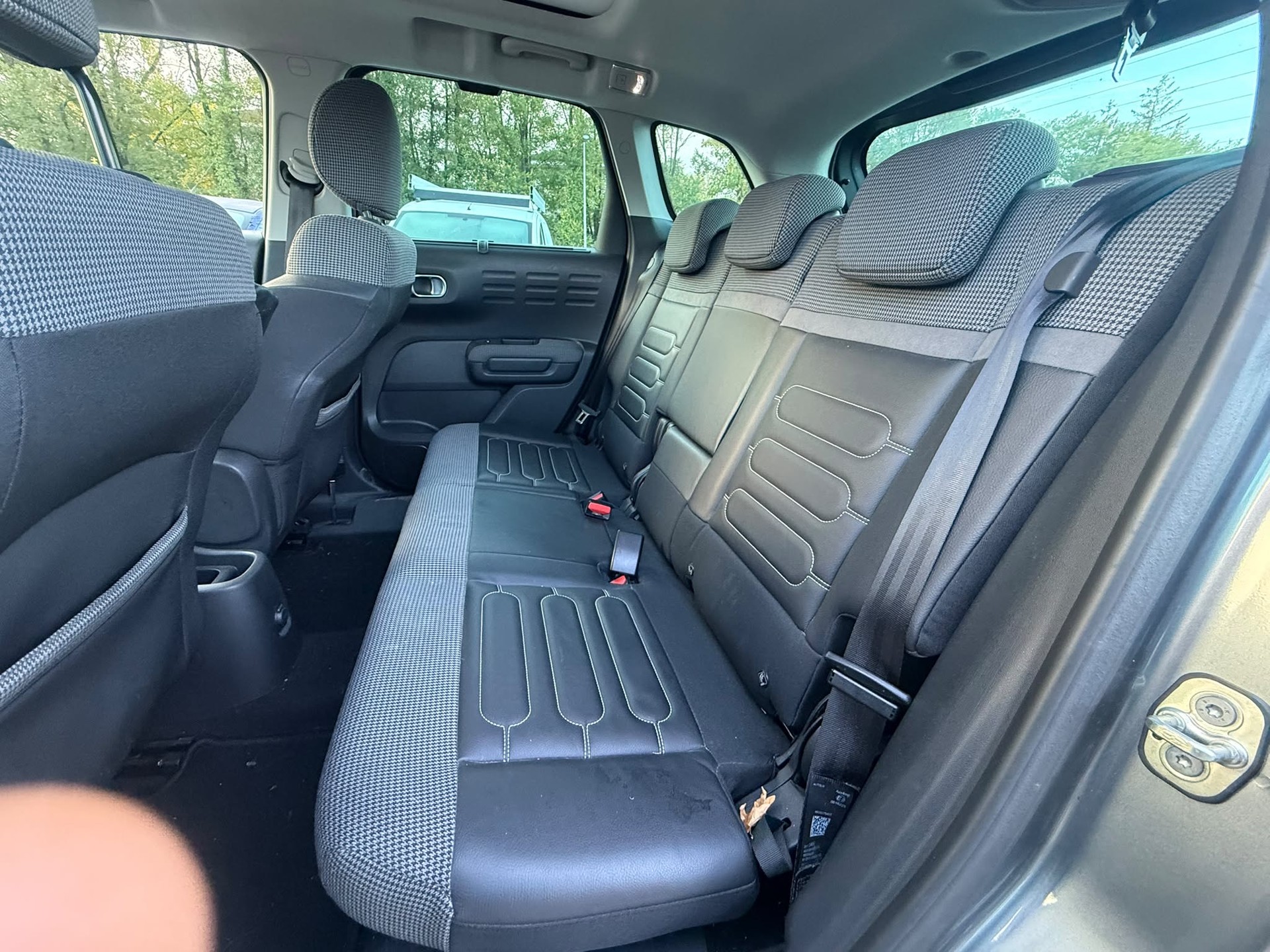 CITROEN C3 Aircross 1.2i PureTech Feel-image-9